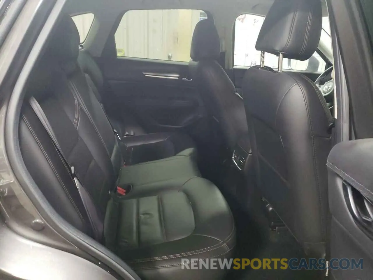 10 fotografías del automóvil dañado JM3KFBDM9M1345941 MAZDA CX-5 2021