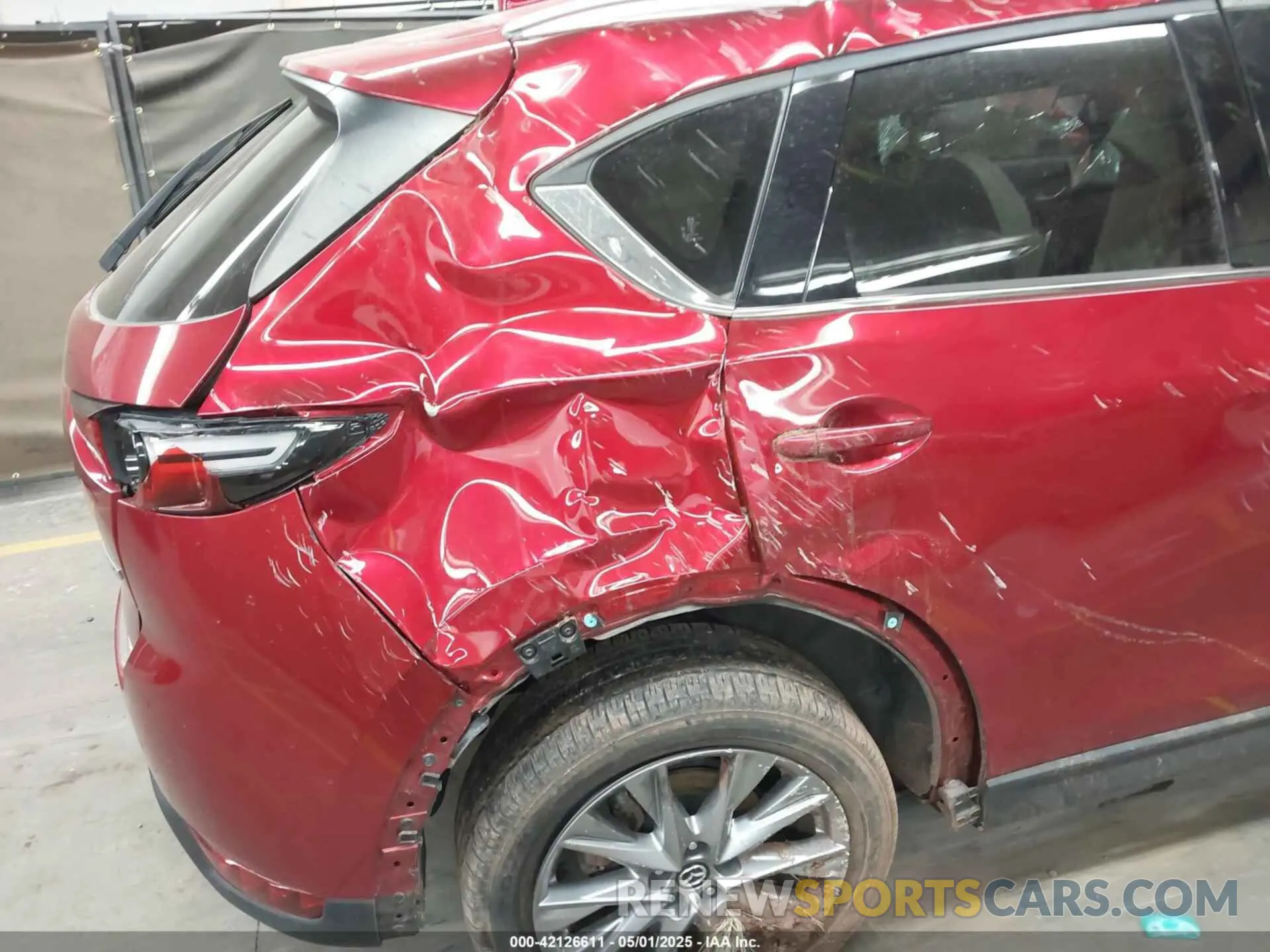 19 fotografías del automóvil dañado JM3KFBDMXM0439350 MAZDA CX-5 2021