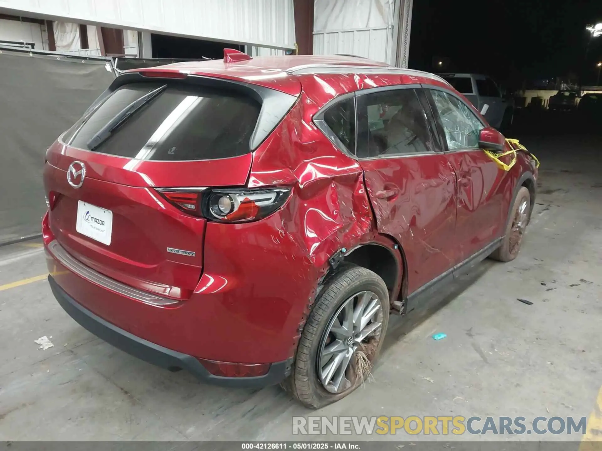 4 fotografías del automóvil dañado JM3KFBDMXM0439350 MAZDA CX-5 2021