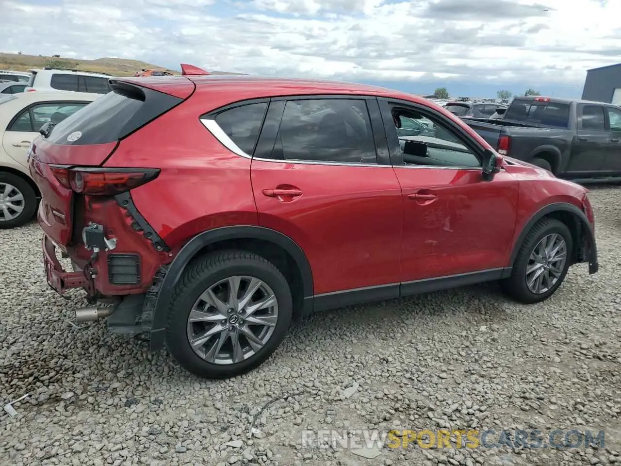 3 fotografías del automóvil dañado JM3KFBDMXM0489052 MAZDA CX-5 2021