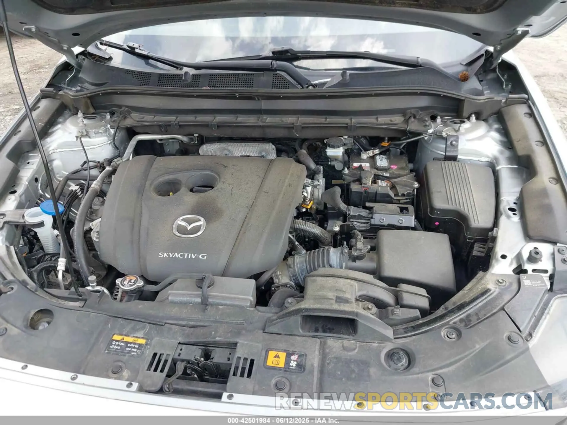 10 fotografías del automóvil dañado JM3KFBDMXM1342451 MAZDA CX-5 2021