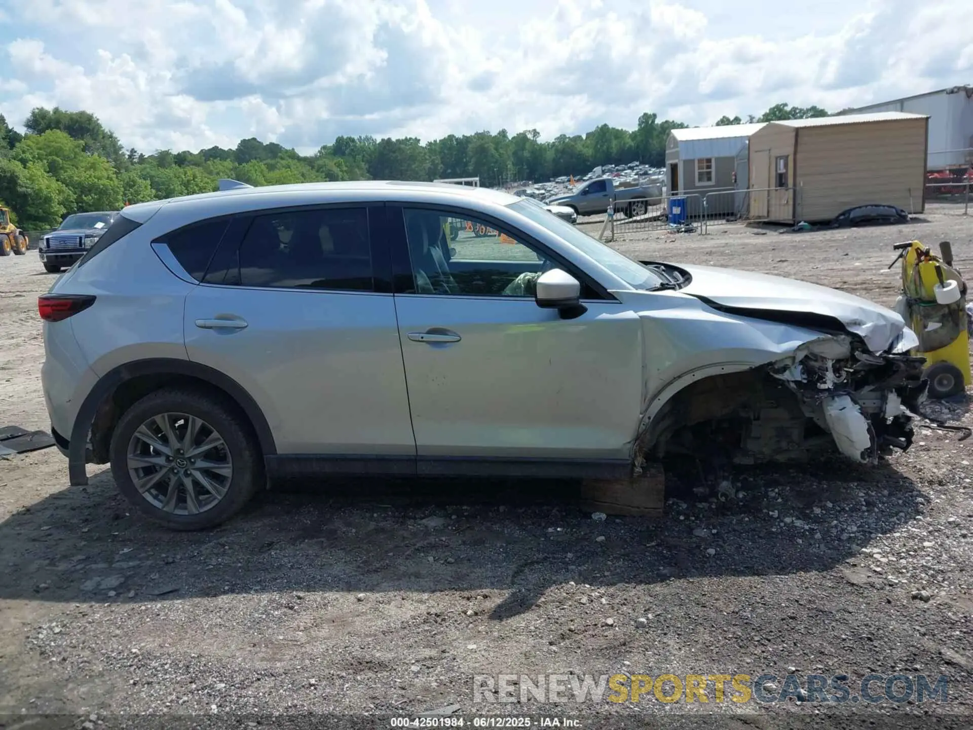 14 fotografías del automóvil dañado JM3KFBDMXM1342451 MAZDA CX-5 2021