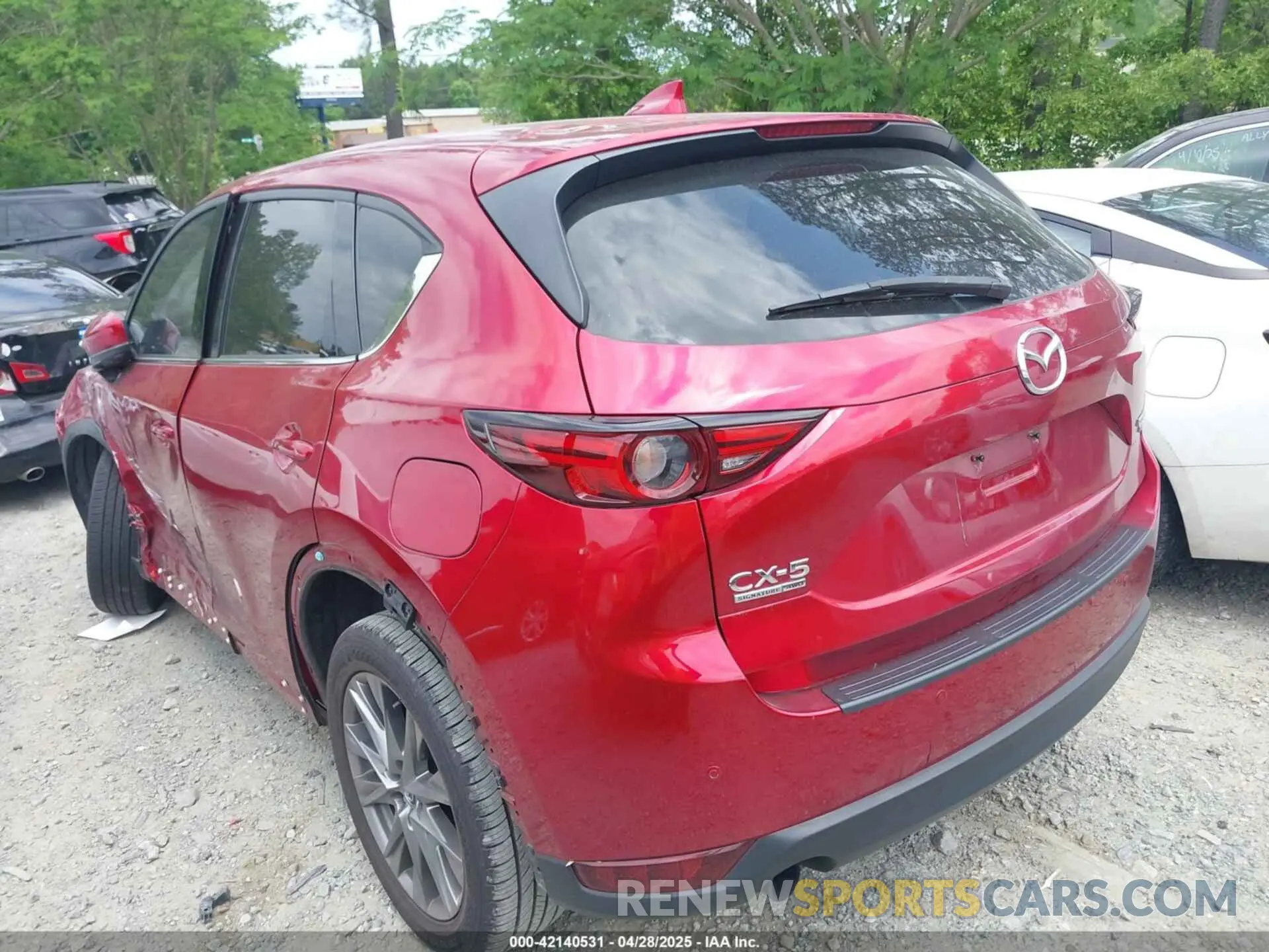 3 fotografías del automóvil dañado JM3KFBEY6M0419842 MAZDA CX-5 2021