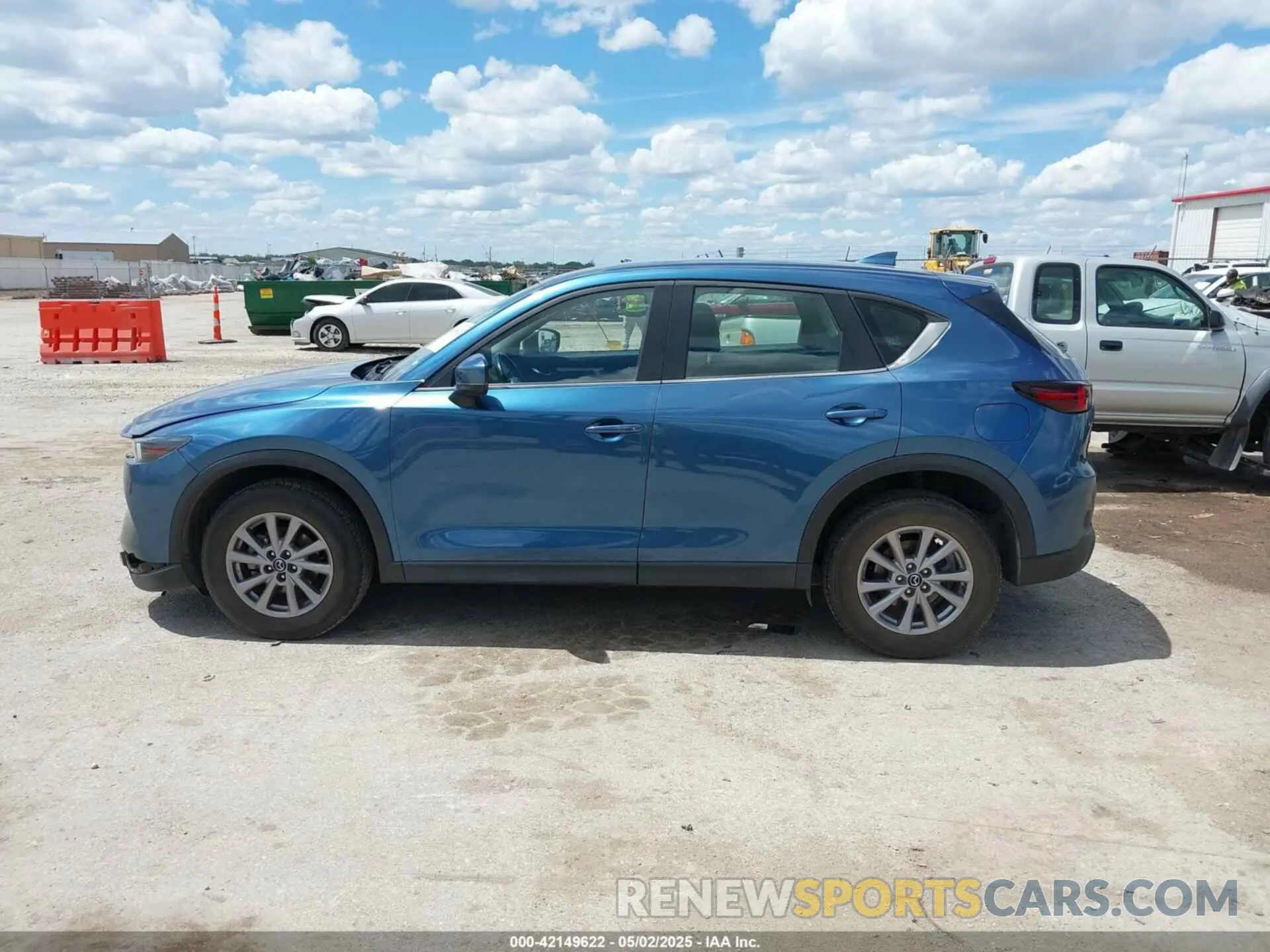 14 fotografías del automóvil dañado JM3KFBAM8N0546824 MAZDA CX-5 2022