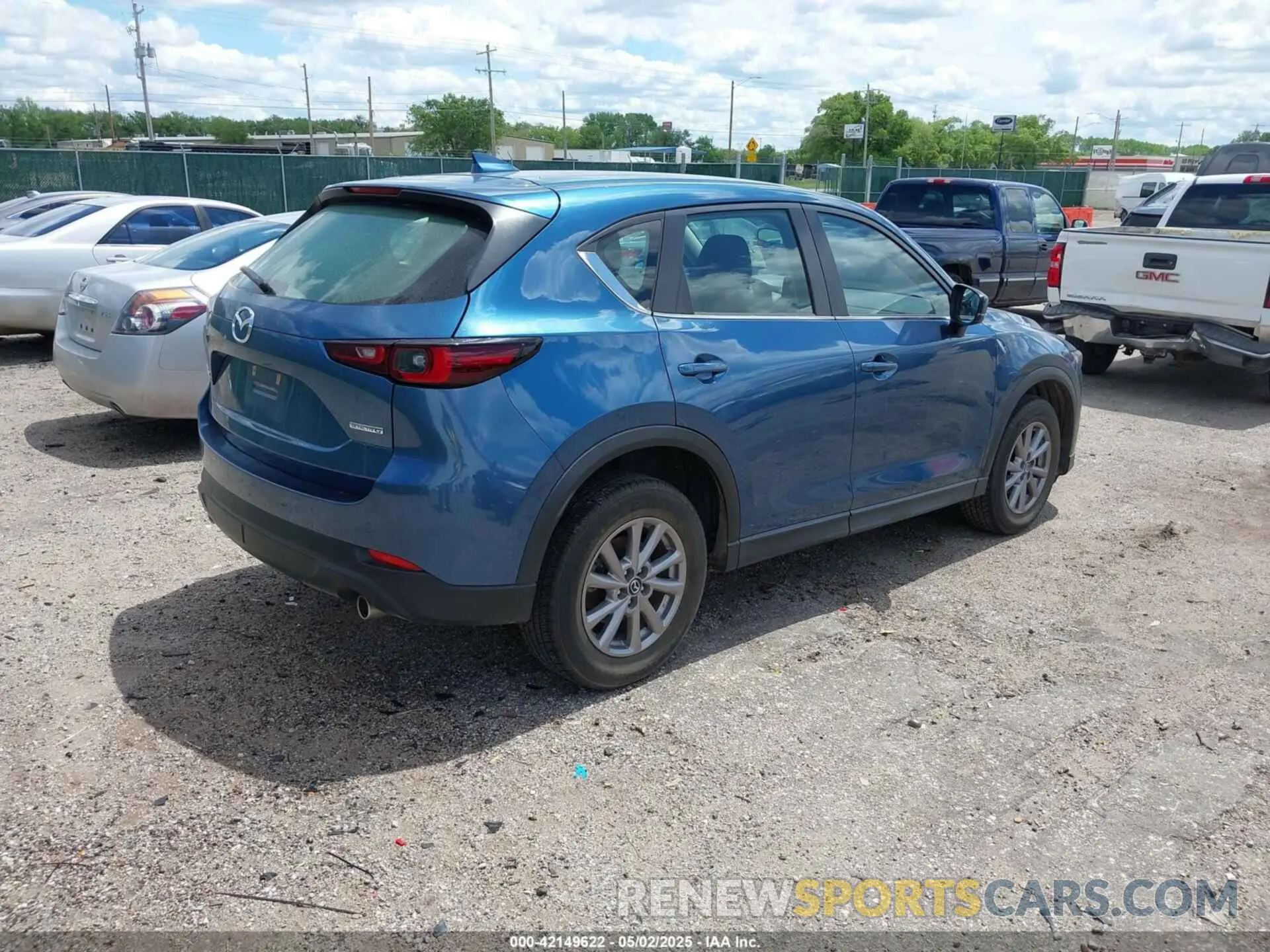 4 fotografías del automóvil dañado JM3KFBAM8N0546824 MAZDA CX-5 2022