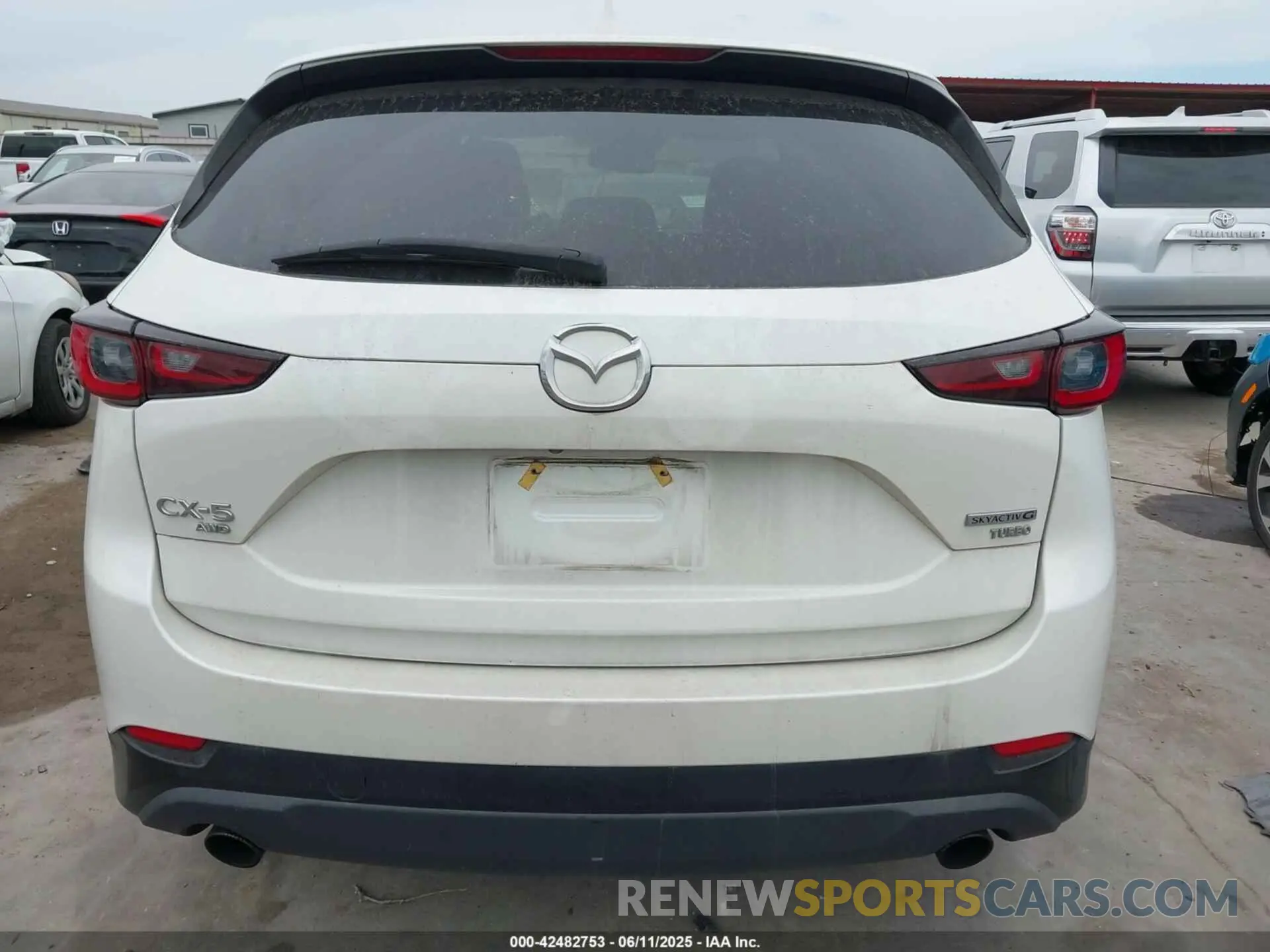 15 fotografías del automóvil dañado JM3KFBAY2N0586920 MAZDA CX-5 2022
