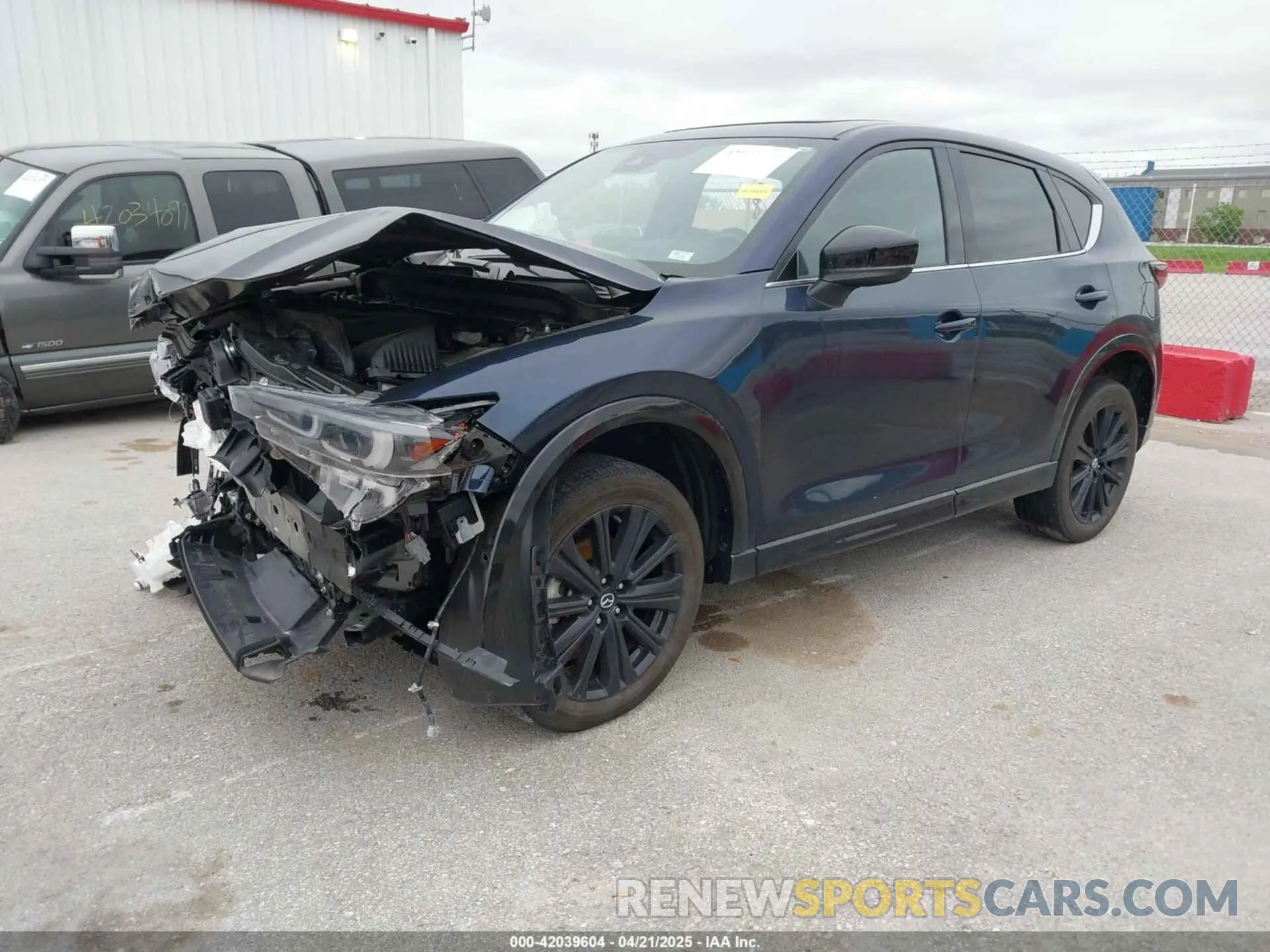 2 fotografías del automóvil dañado JM3KFBAY2N0640992 MAZDA CX-5 2022