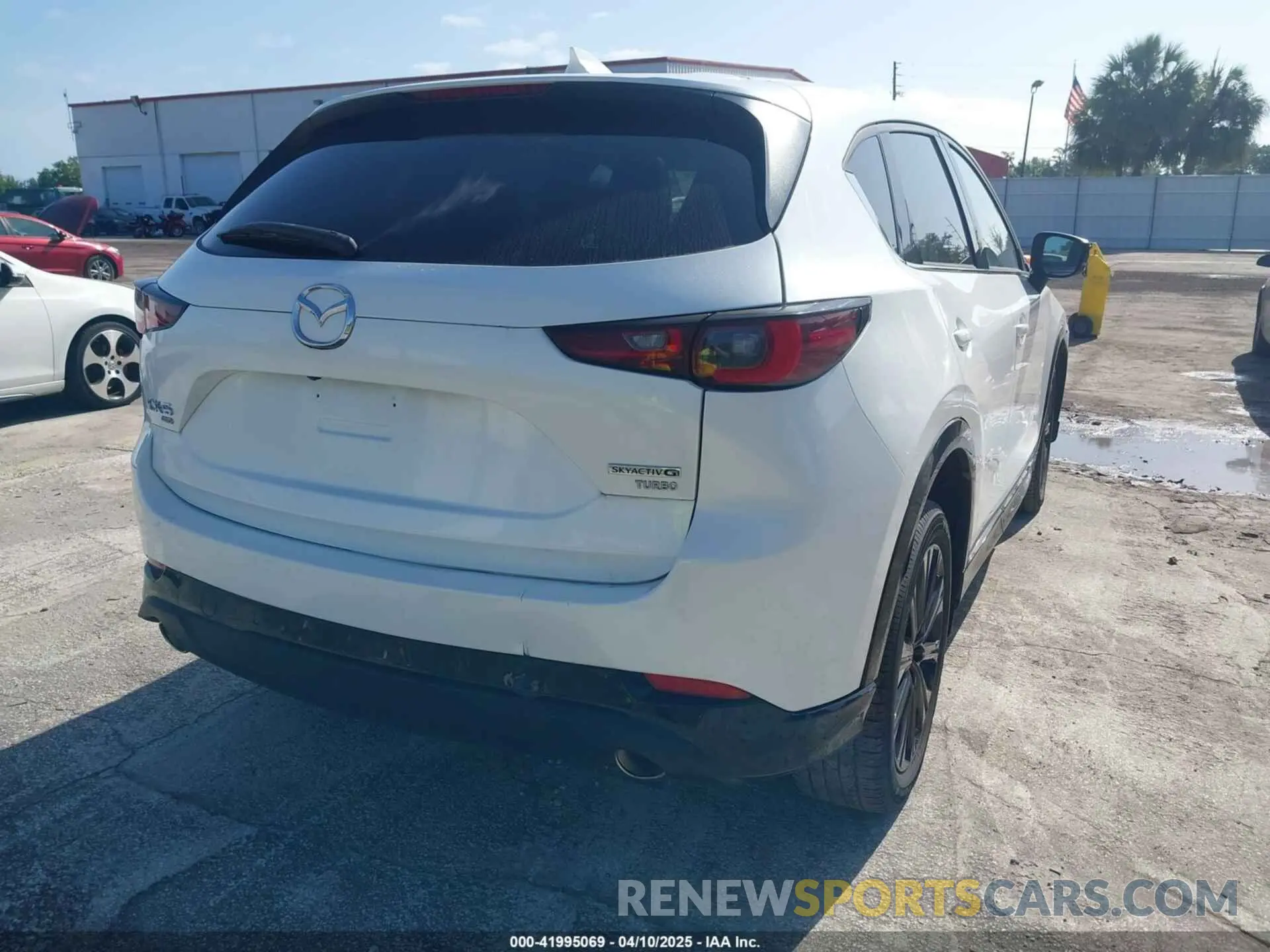 4 fotografías del automóvil dañado JM3KFBAY9N0555566 MAZDA CX-5 2022