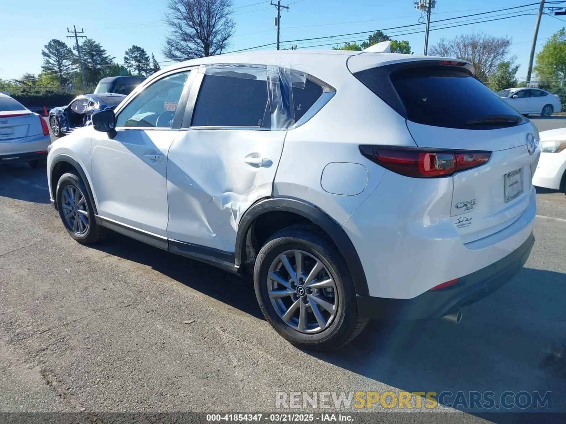 3 fotografías del automóvil dañado JM3KFBBM2N0558725 MAZDA CX-5 2022
