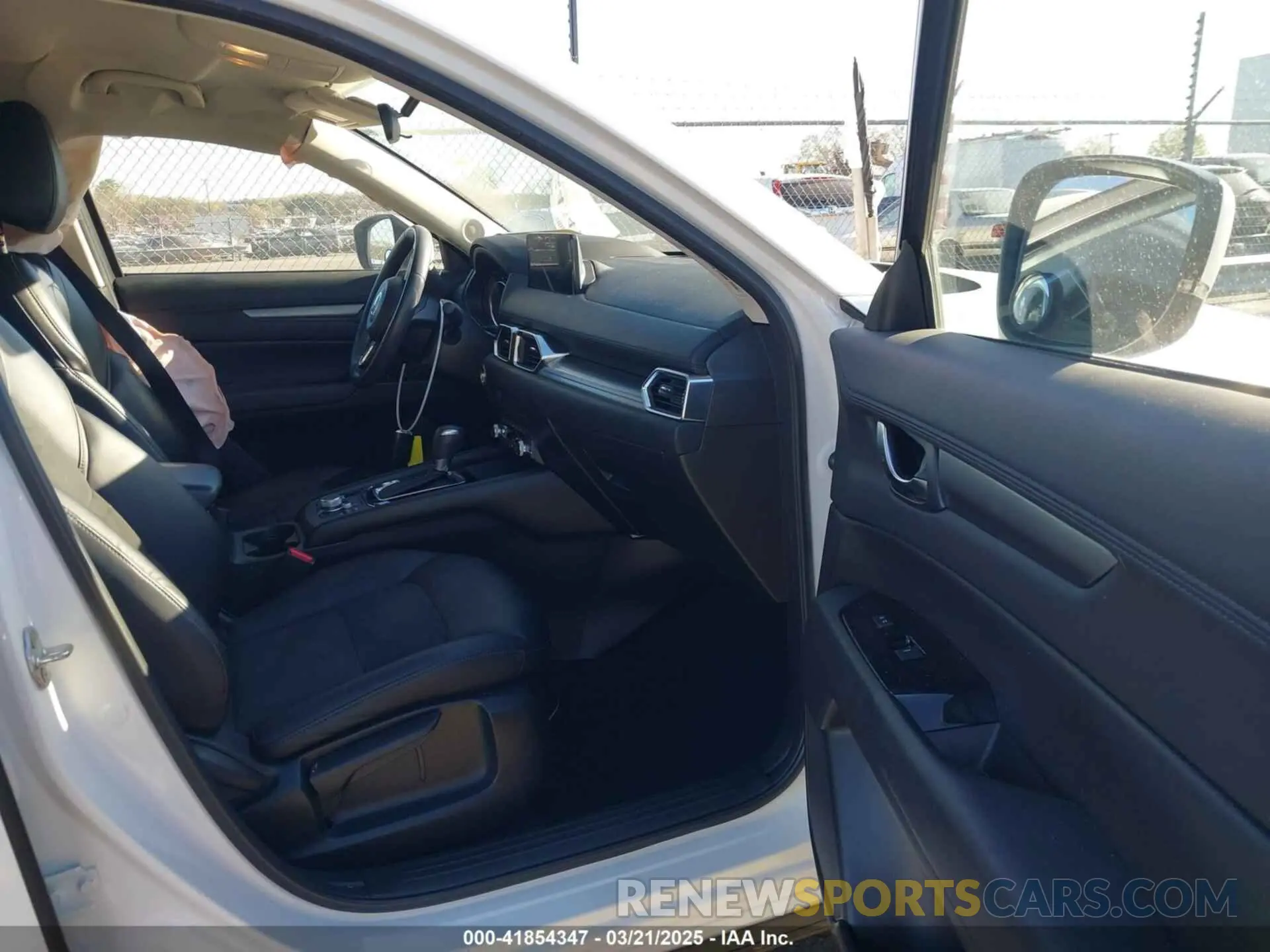 5 fotografías del automóvil dañado JM3KFBBM2N0558725 MAZDA CX-5 2022