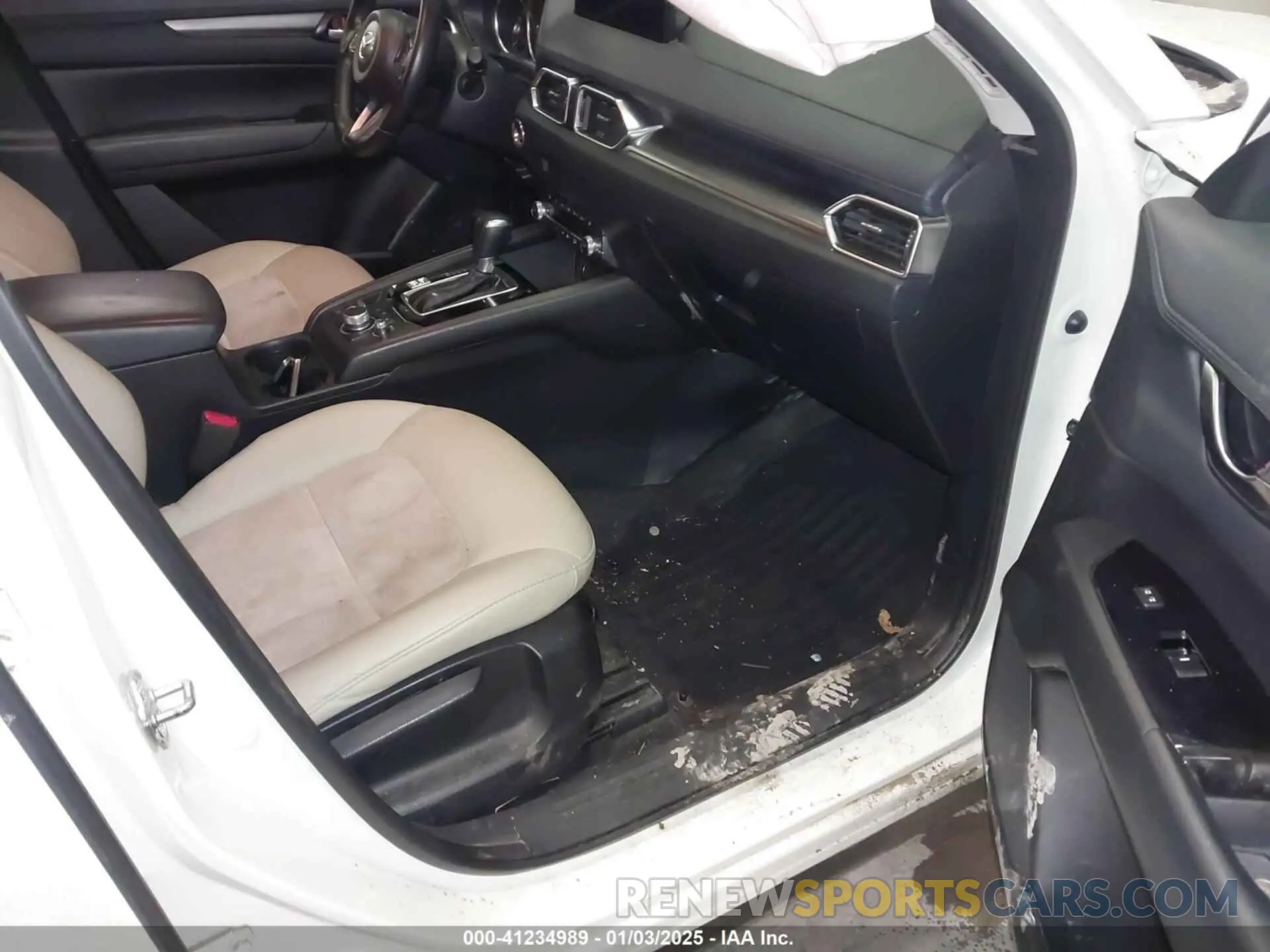 5 fotografías del automóvil dañado JM3KFBBM3N0534644 MAZDA CX-5 2022