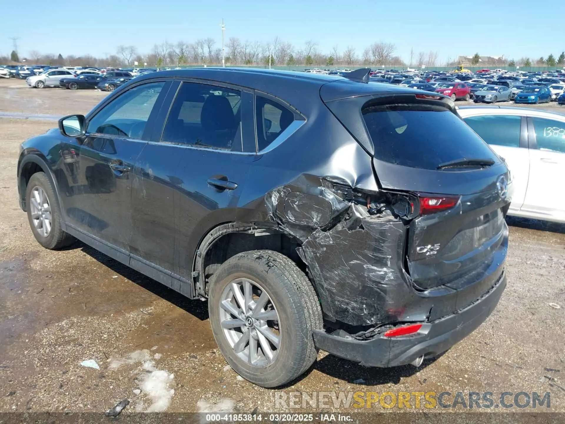 3 fotografías del automóvil dañado JM3KFBBM4N0599650 MAZDA CX-5 2022