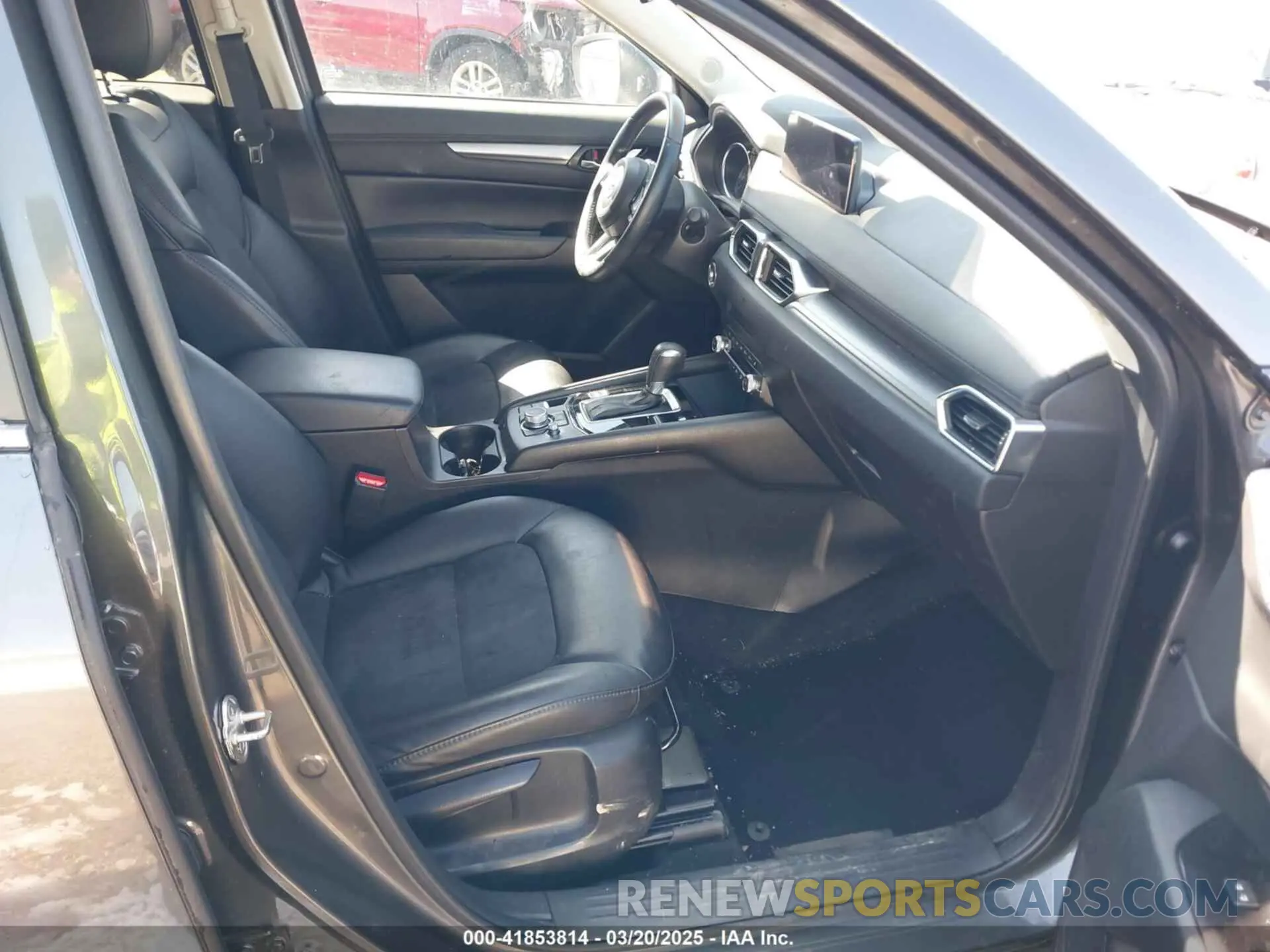 5 fotografías del automóvil dañado JM3KFBBM4N0599650 MAZDA CX-5 2022