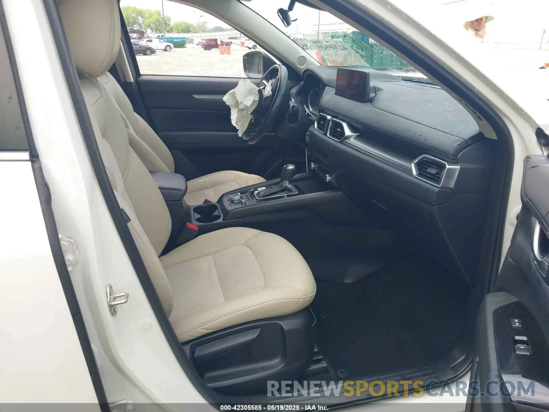 5 fotografías del automóvil dañado JM3KFBBM6N0528319 MAZDA CX-5 2022