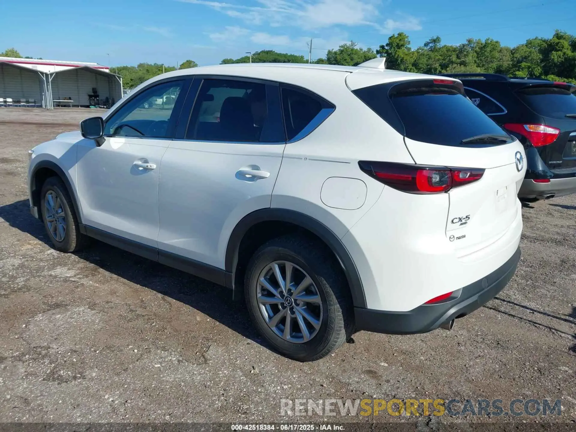 3 fotografías del automóvil dañado JM3KFBBM6N0554189 MAZDA CX-5 2022