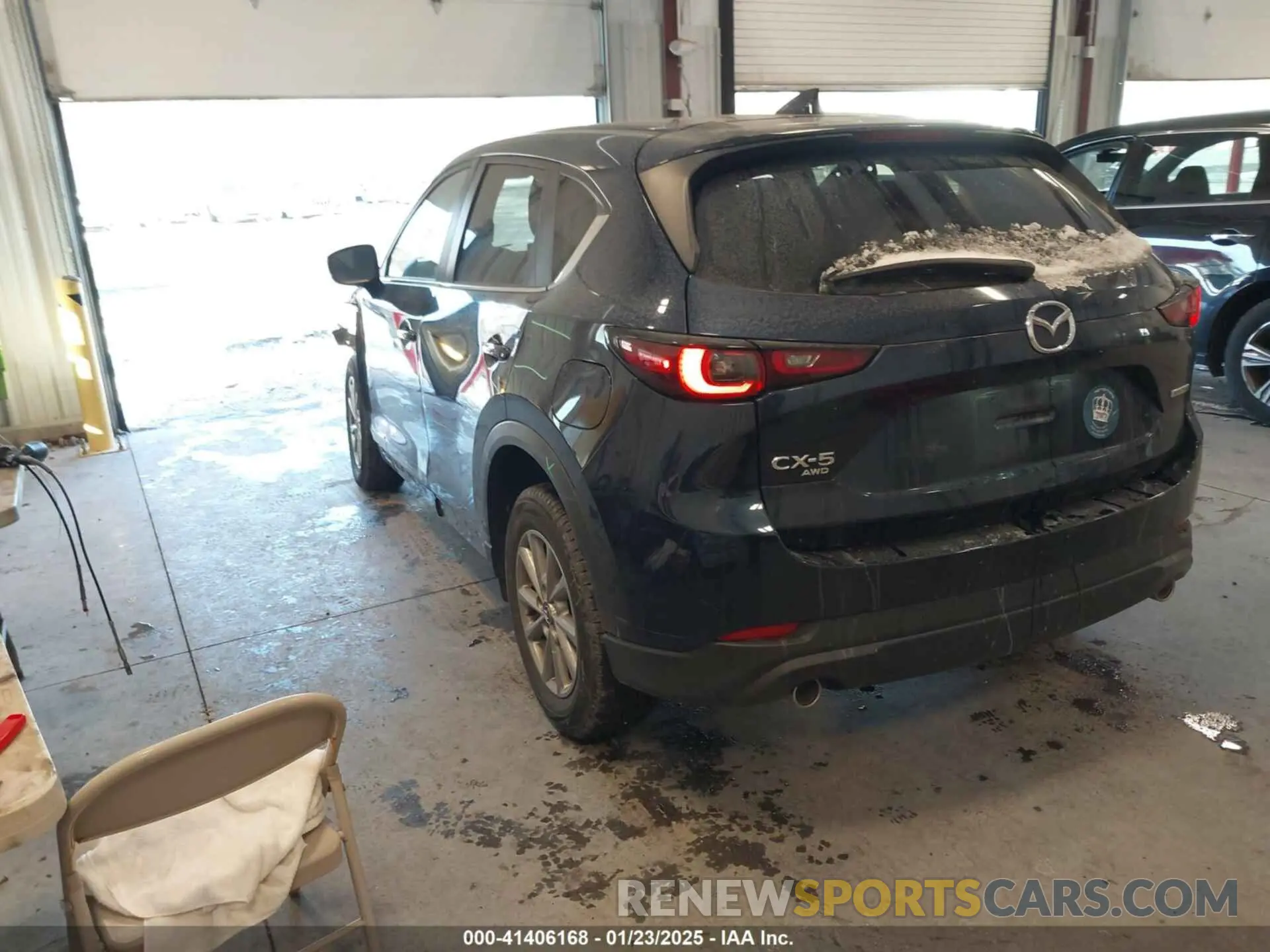3 fotografías del automóvil dañado JM3KFBBM6N0633717 MAZDA CX-5 2022
