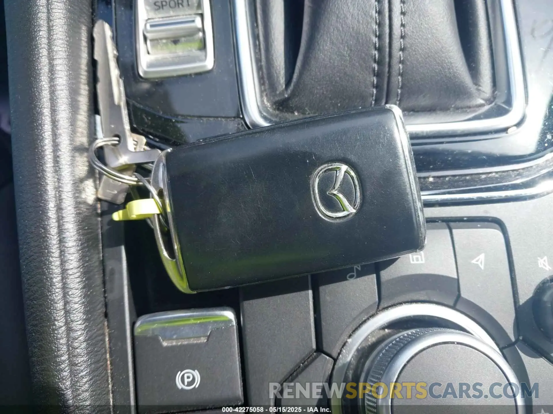11 fotografías del automóvil dañado JM3KFBBM7N0528989 MAZDA CX-5 2022
