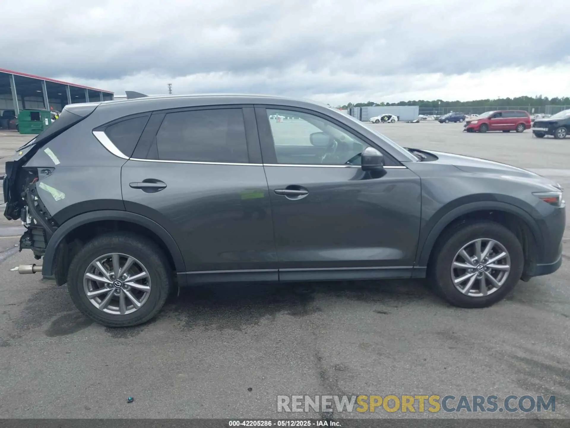 14 fotografías del automóvil dañado JM3KFBBM7N0533674 MAZDA CX-5 2022