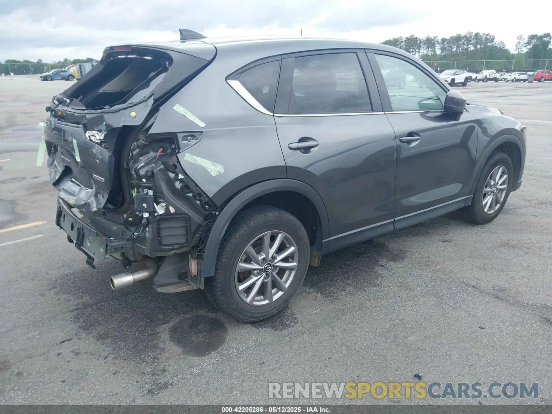 4 fotografías del automóvil dañado JM3KFBBM7N0533674 MAZDA CX-5 2022