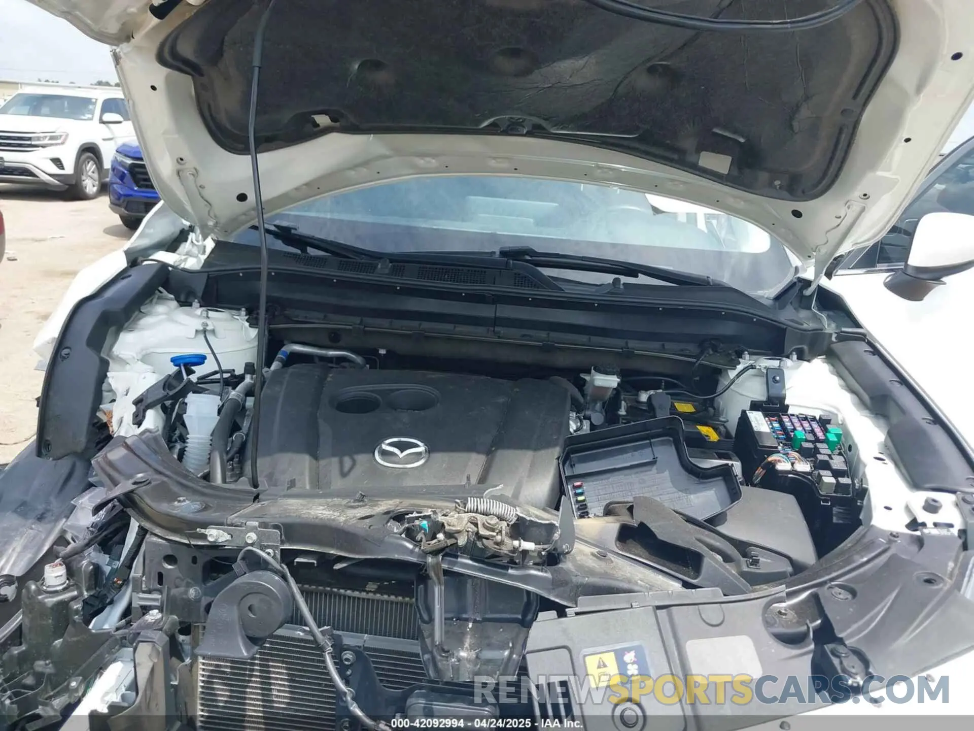 10 fotografías del automóvil dañado JM3KFBBM7N0533805 MAZDA CX-5 2022