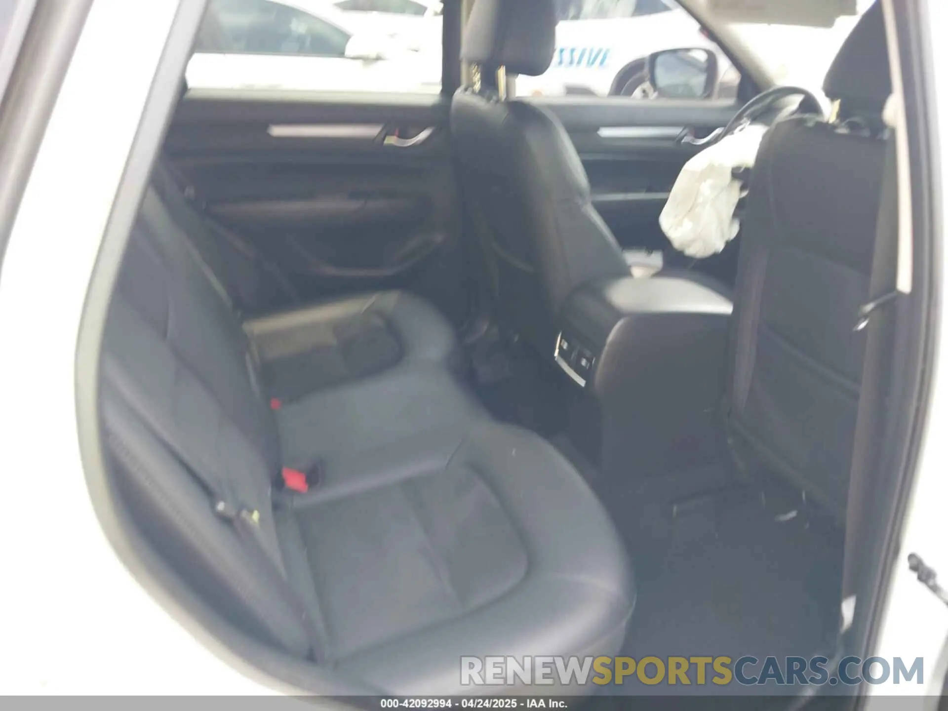 8 fotografías del automóvil dañado JM3KFBBM7N0533805 MAZDA CX-5 2022