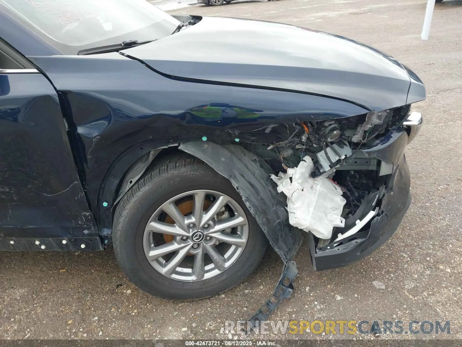 18 fotografías del automóvil dañado JM3KFBBM9N0583279 MAZDA CX-5 2022