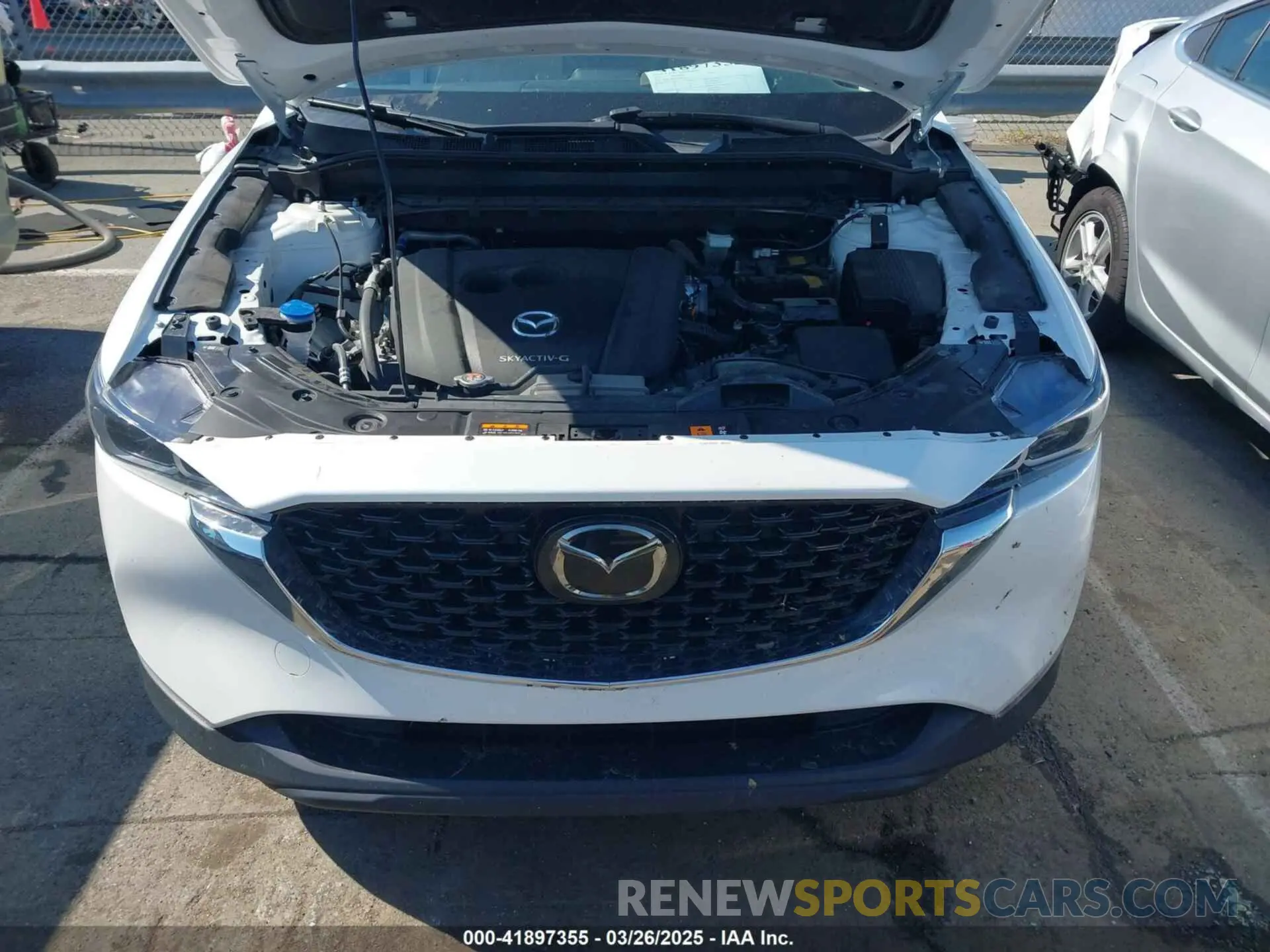 10 fotografías del automóvil dañado JM3KFBBMXN0533183 MAZDA CX-5 2022