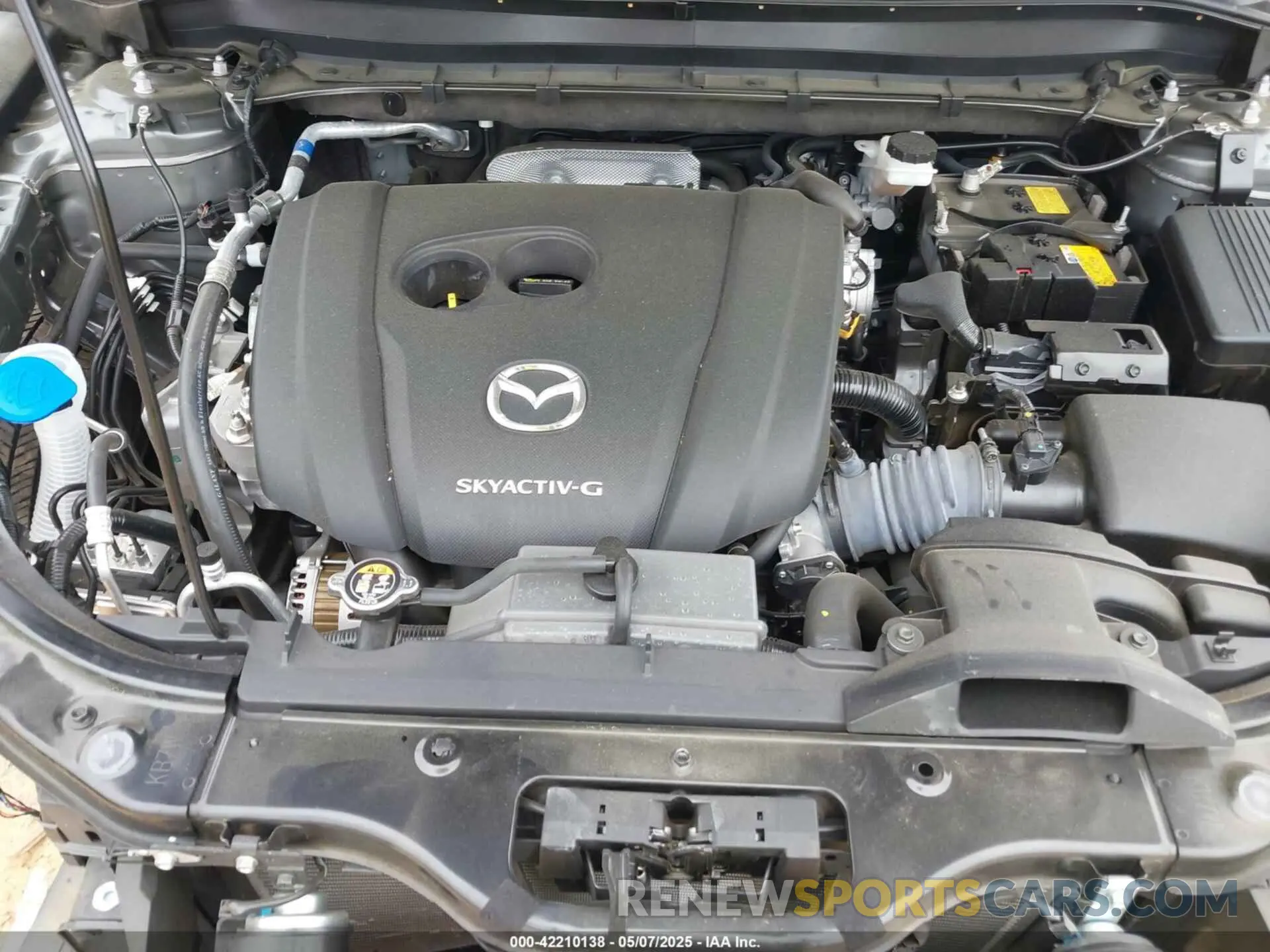 10 fotografías del automóvil dañado JM3KFBBMXN0634546 MAZDA CX-5 2022