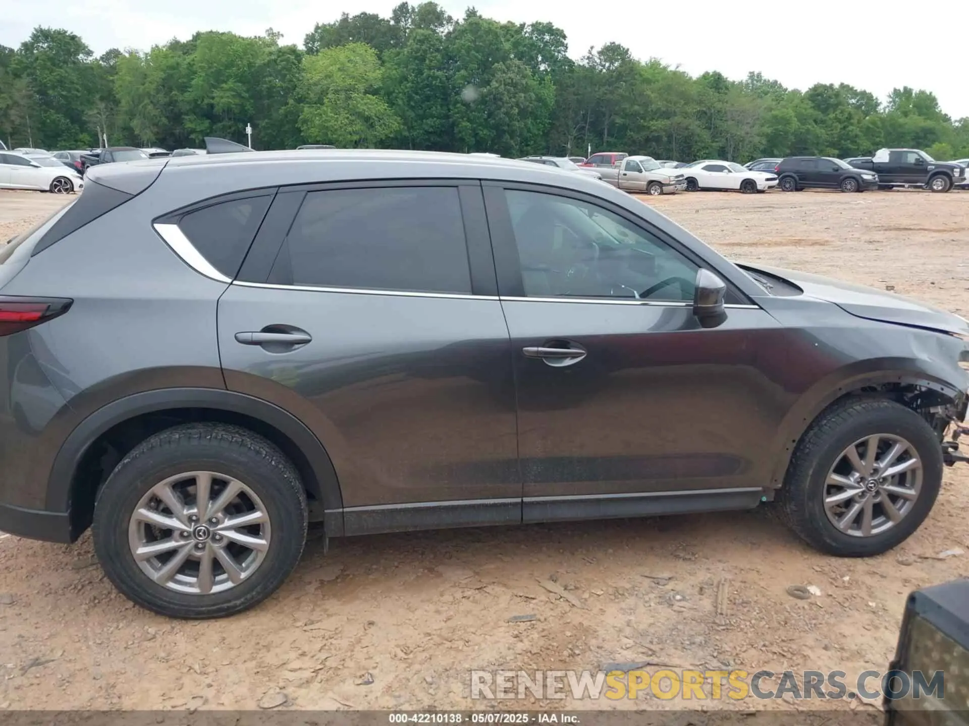 13 fotografías del automóvil dañado JM3KFBBMXN0634546 MAZDA CX-5 2022