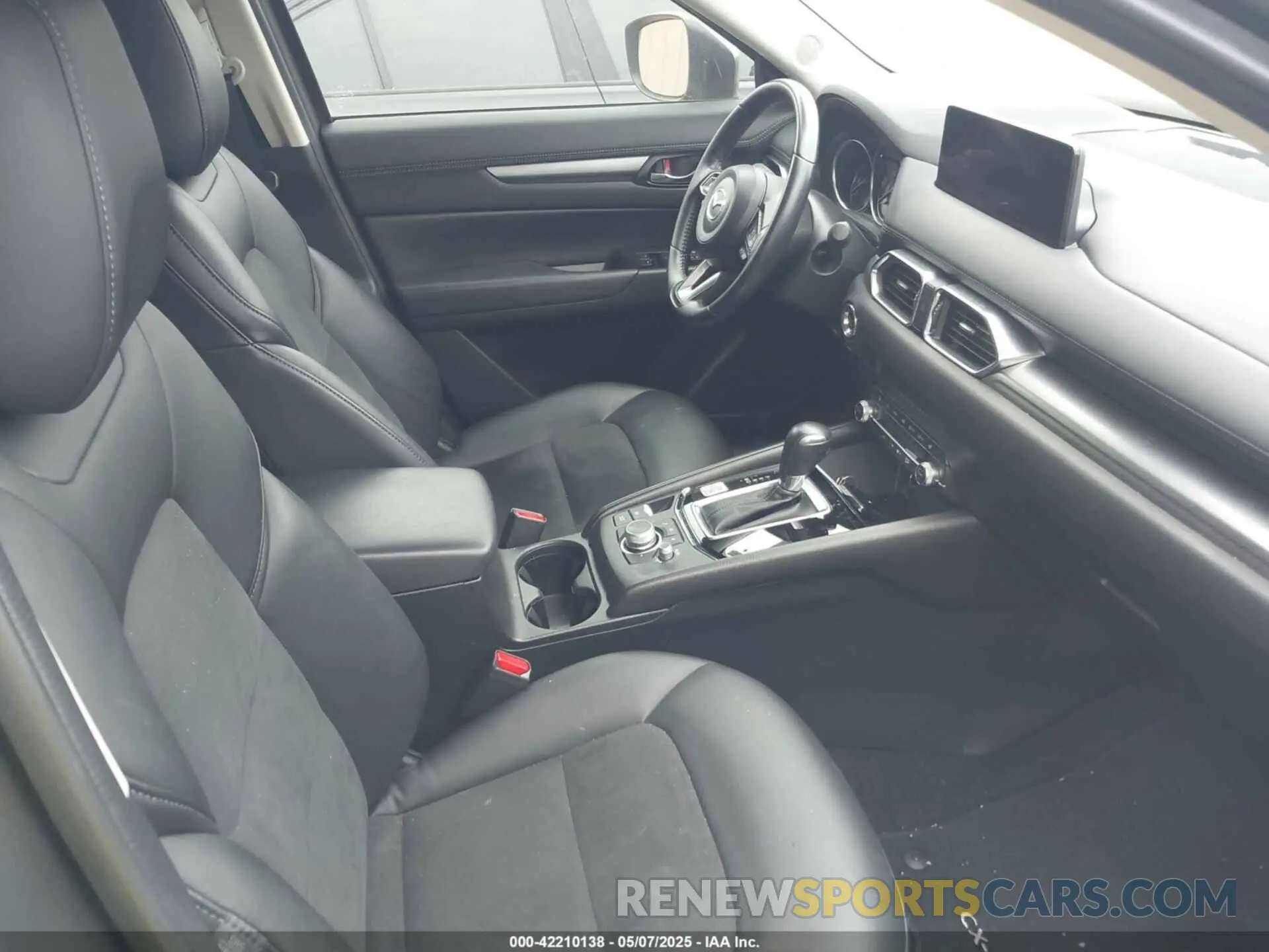5 fotografías del automóvil dañado JM3KFBBMXN0634546 MAZDA CX-5 2022