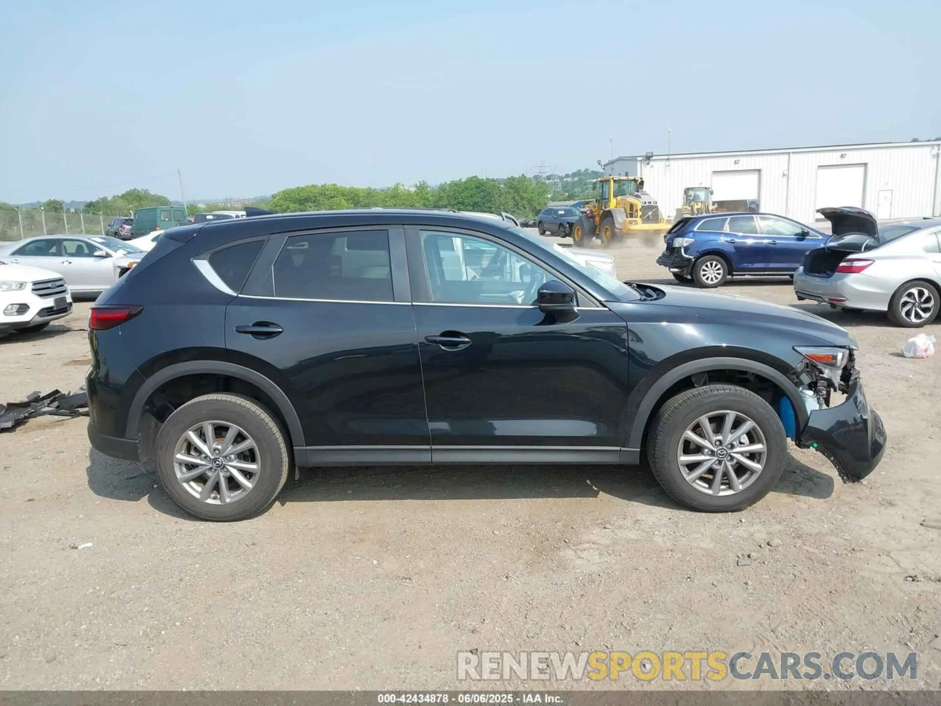 14 fotografías del automóvil dañado JM3KFBCM0N0623991 MAZDA CX-5 2022