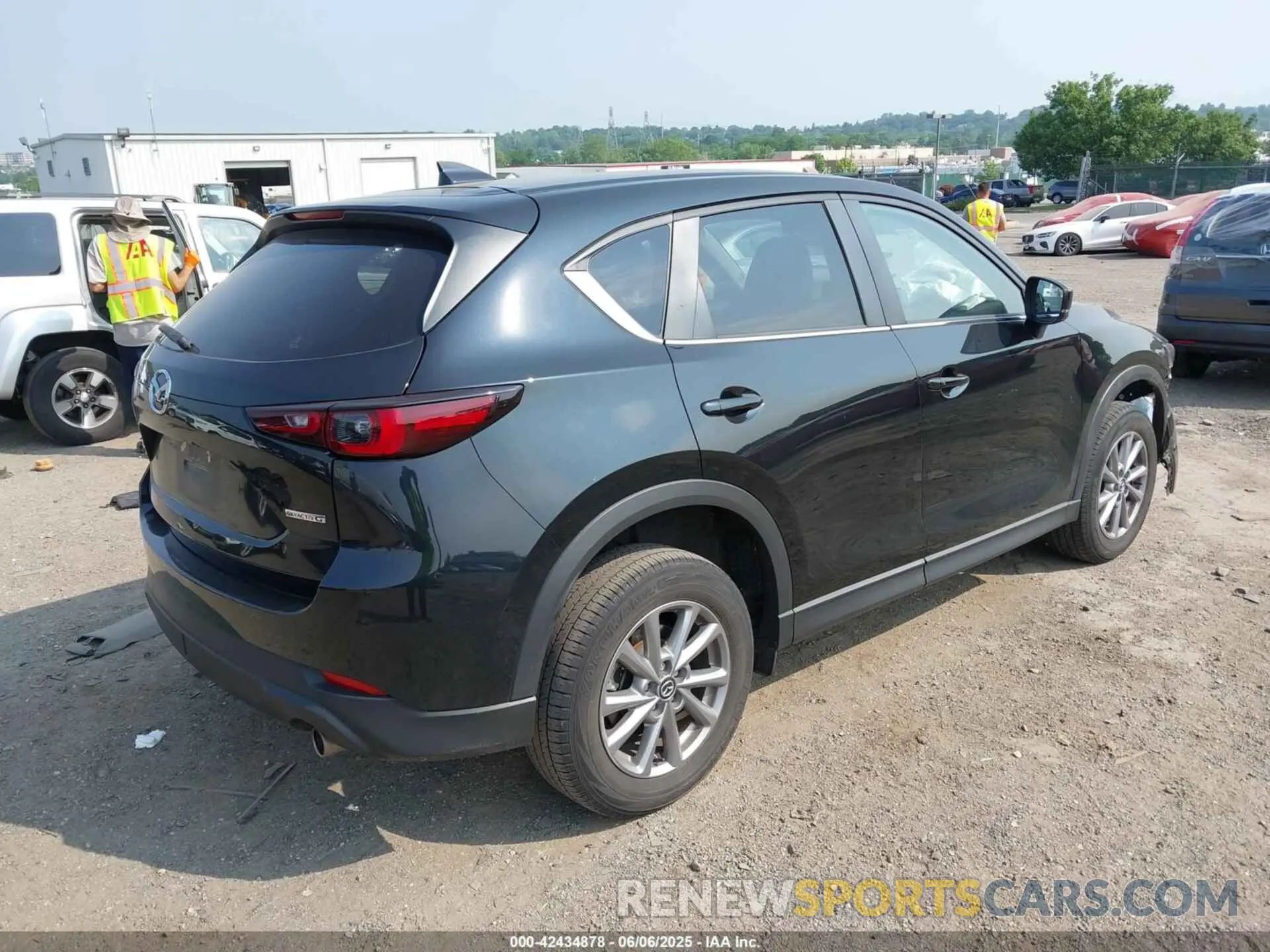 4 fotografías del automóvil dañado JM3KFBCM0N0623991 MAZDA CX-5 2022