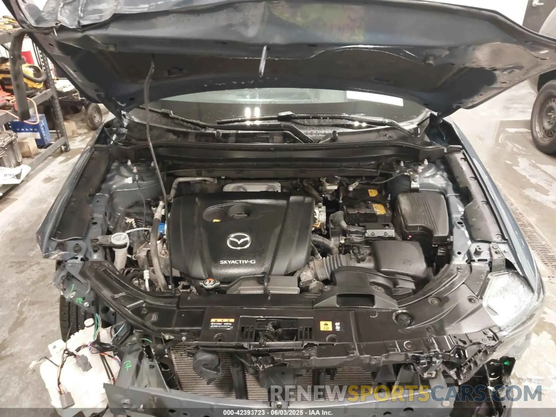 10 fotografías del automóvil dañado JM3KFBCM0N1585446 MAZDA CX-5 2022