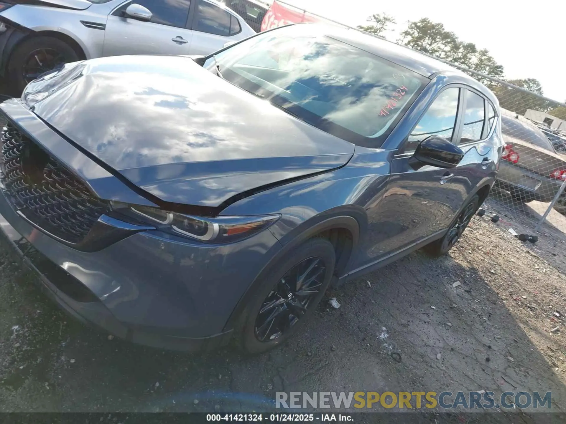 2 fotografías del automóvil dañado JM3KFBCM1N0562277 MAZDA CX-5 2022