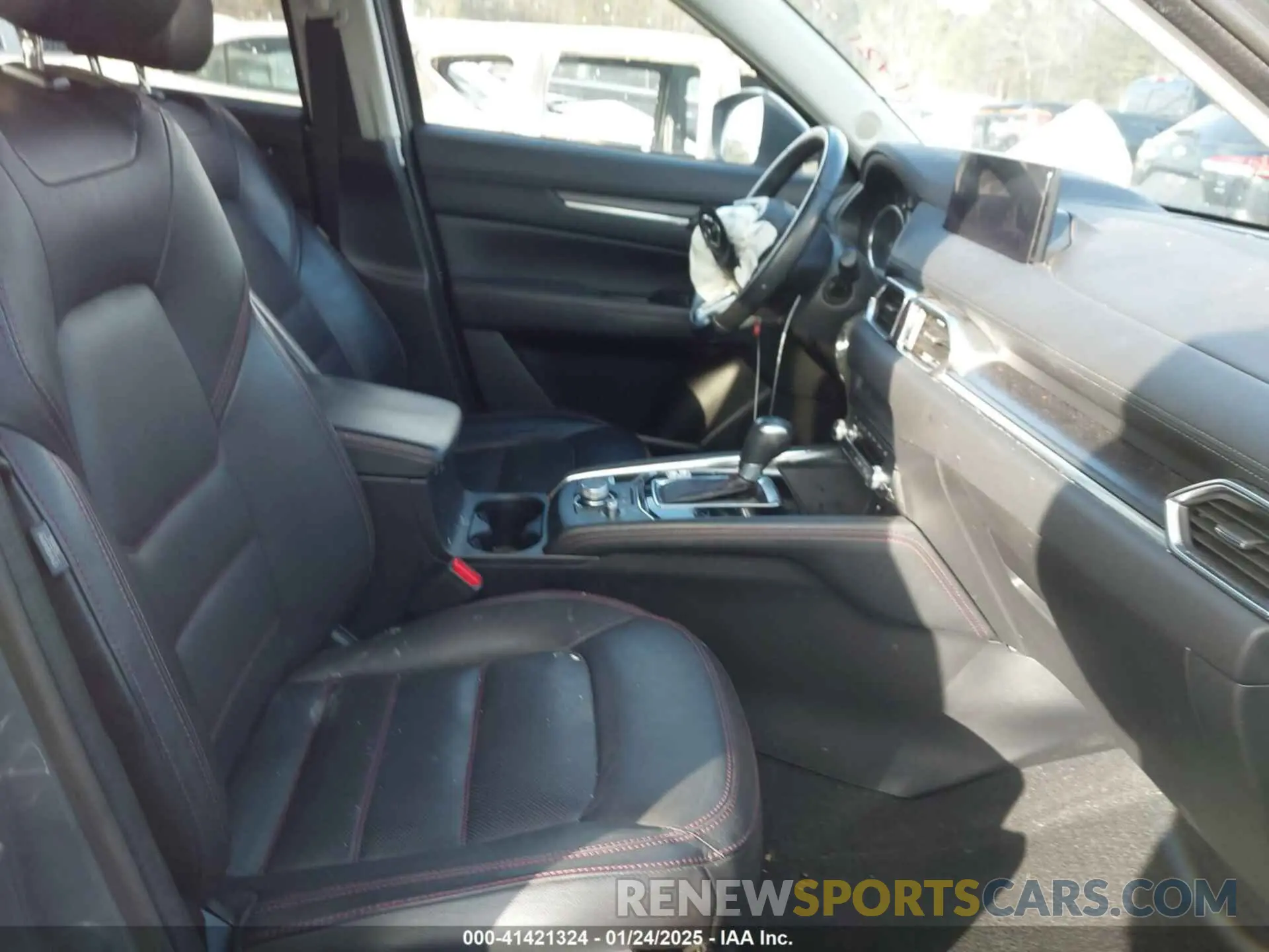 5 fotografías del automóvil dañado JM3KFBCM1N0562277 MAZDA CX-5 2022