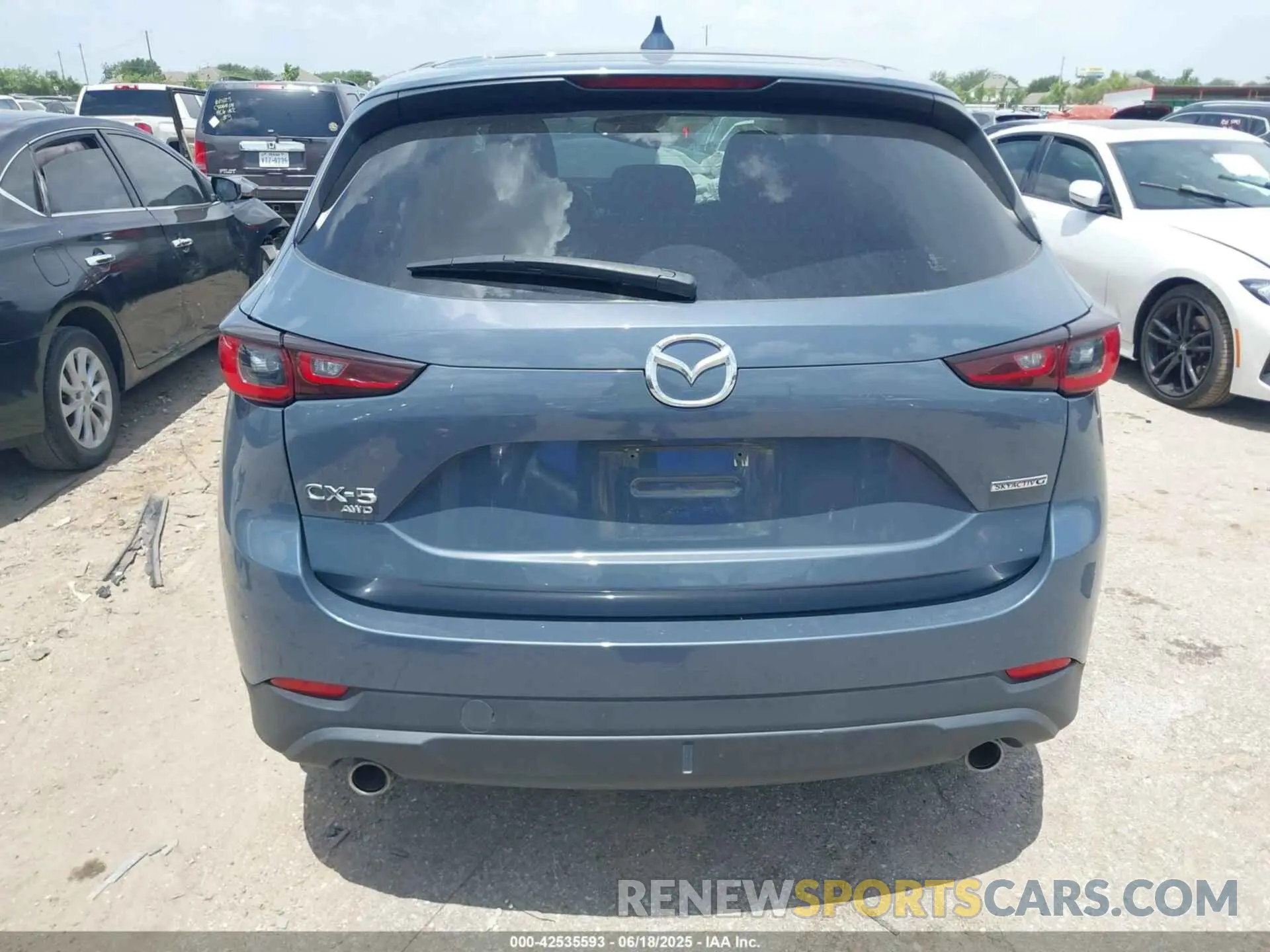 16 fotografías del automóvil dañado JM3KFBCM2N0571117 MAZDA CX-5 2022