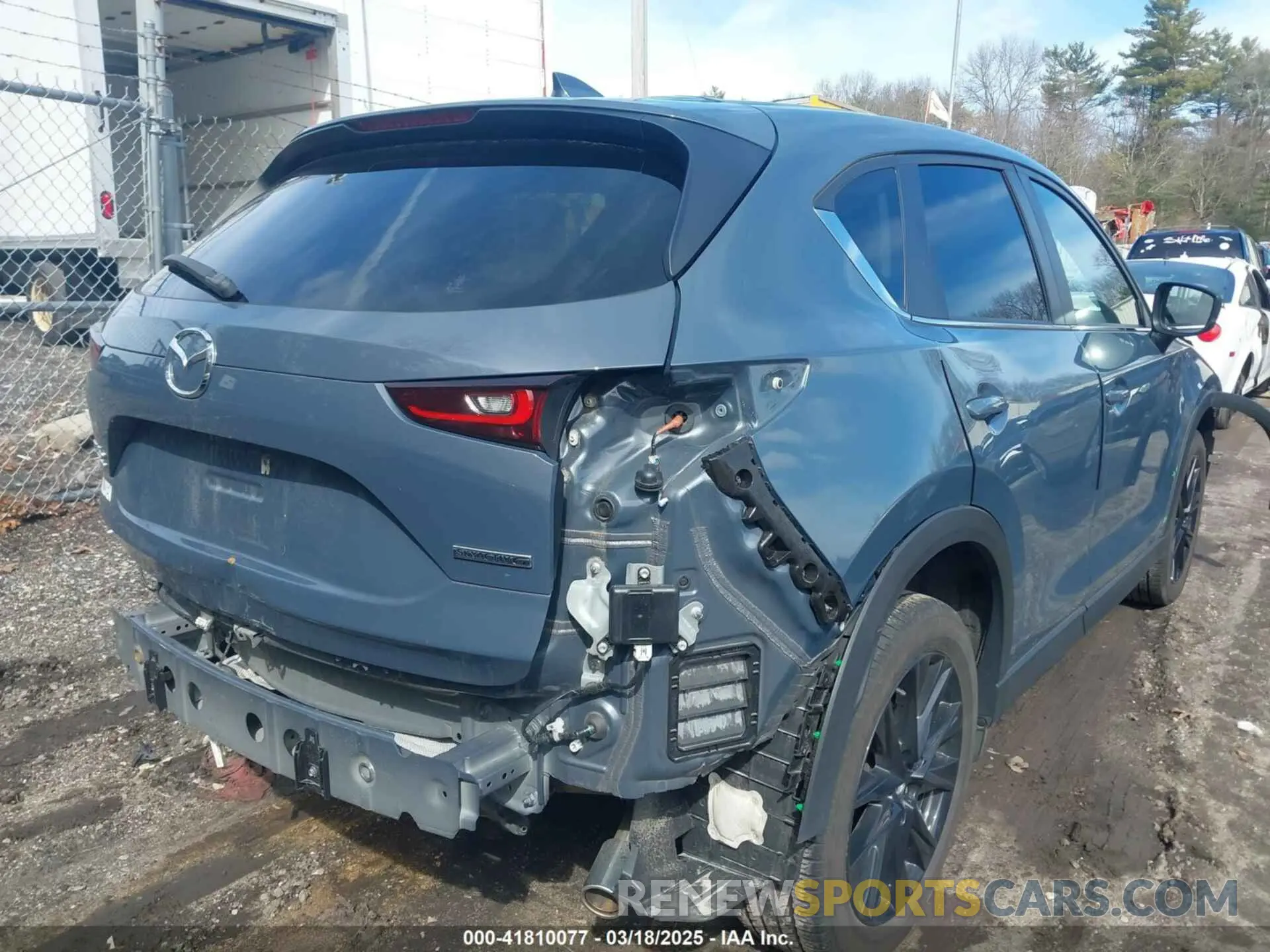 4 fotografías del automóvil dañado JM3KFBCM2N0618369 MAZDA CX-5 2022