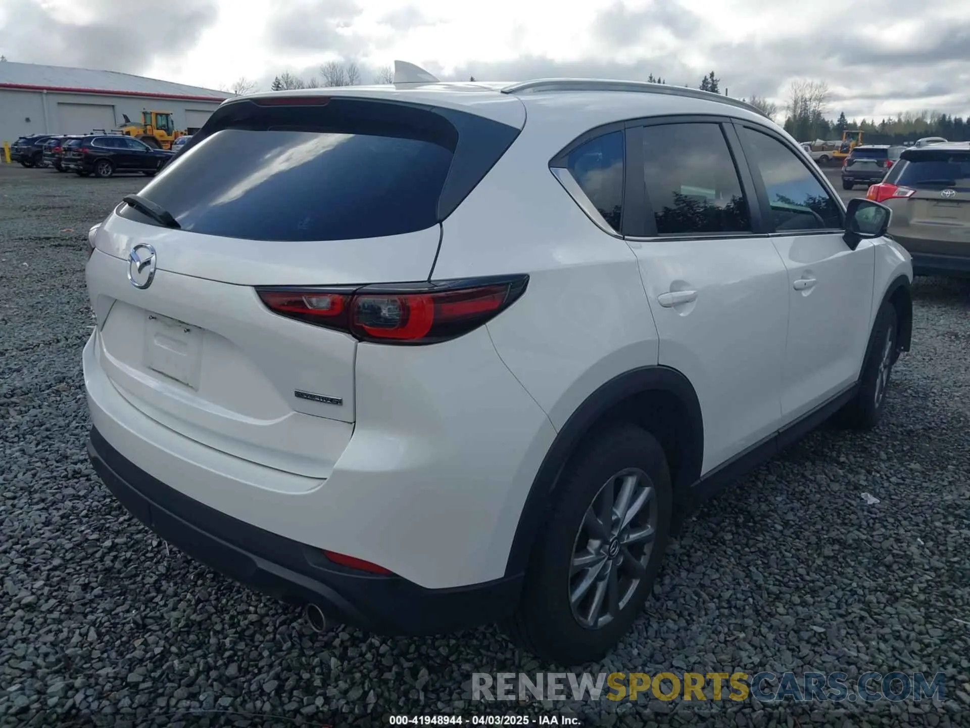 4 fotografías del automóvil dañado JM3KFBCM2N0627492 MAZDA CX-5 2022