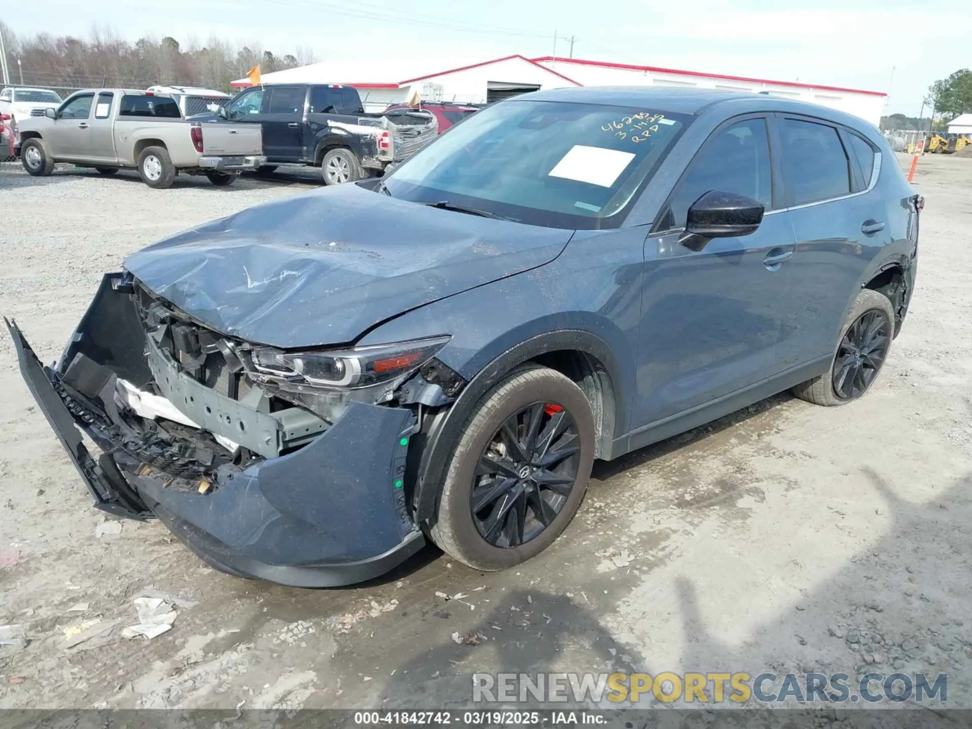 2 fotografías del automóvil dañado JM3KFBCM2N1522669 MAZDA CX-5 2022