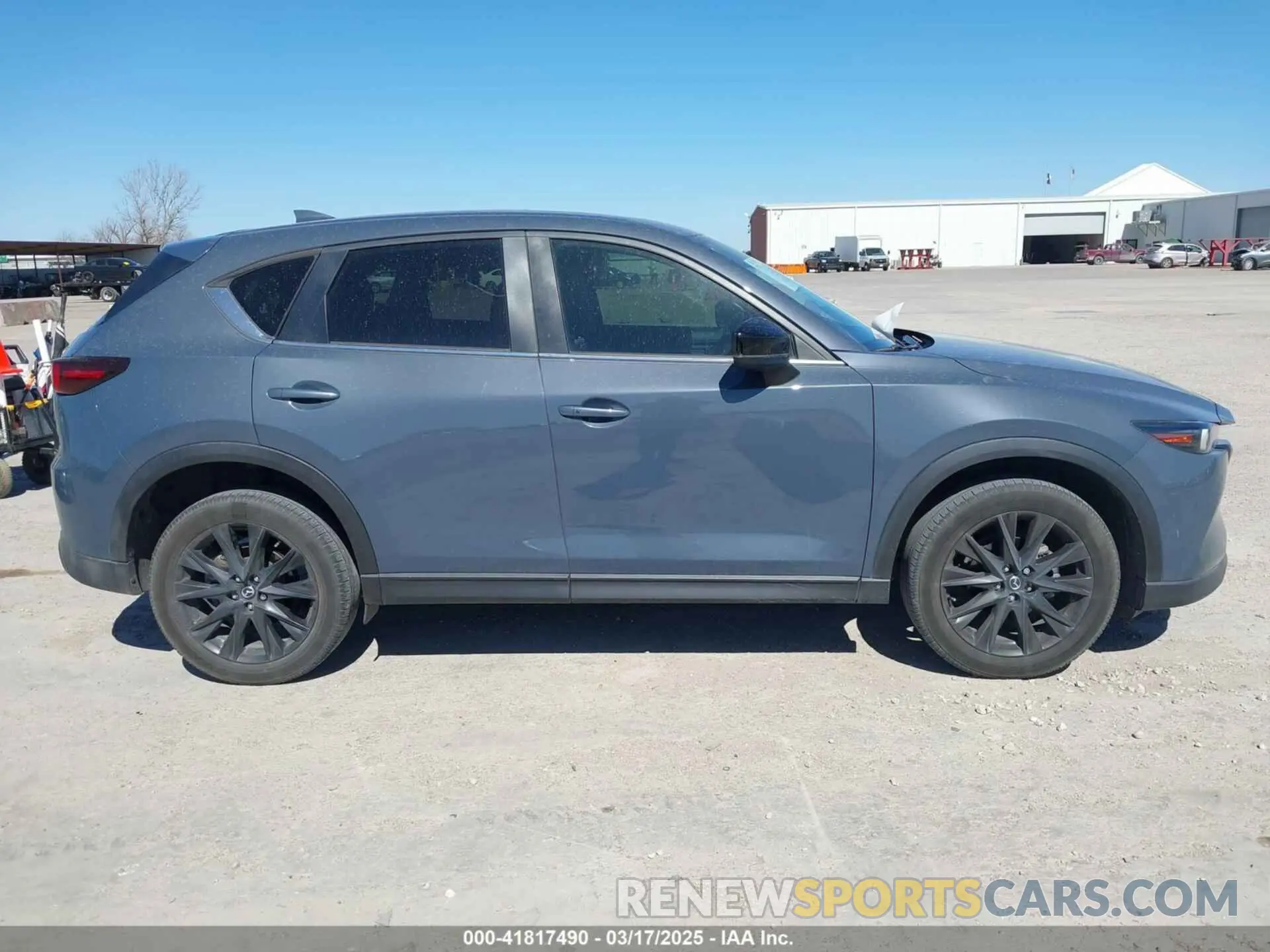 13 fotografías del automóvil dañado JM3KFBCM2N1568132 MAZDA CX-5 2022