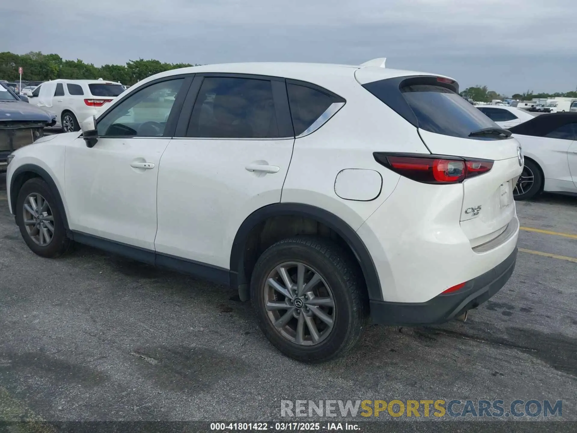 3 fotografías del automóvil dañado JM3KFBCM3N0570607 MAZDA CX-5 2022