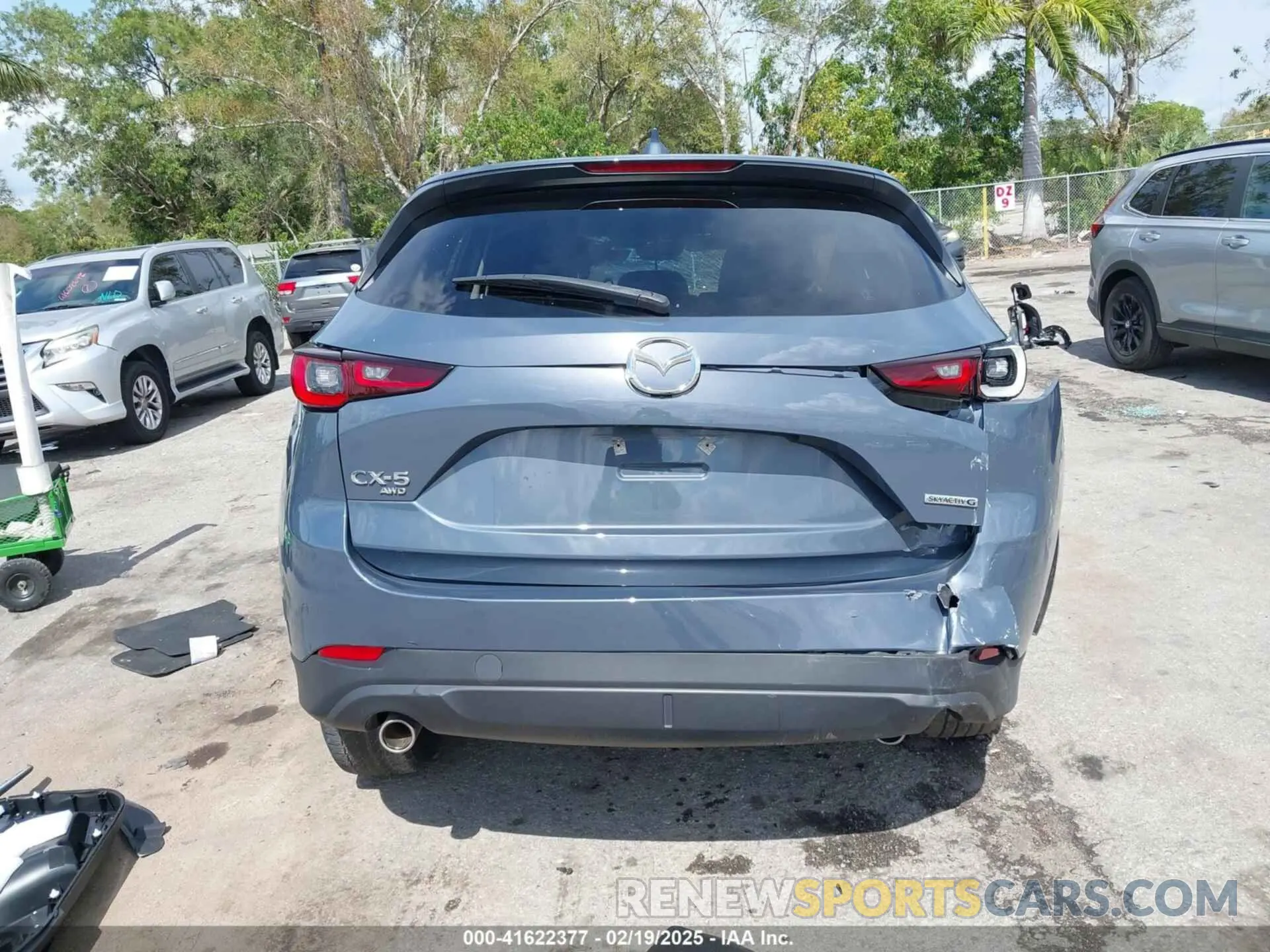 16 fotografías del automóvil dañado JM3KFBCM4N0529516 MAZDA CX-5 2022