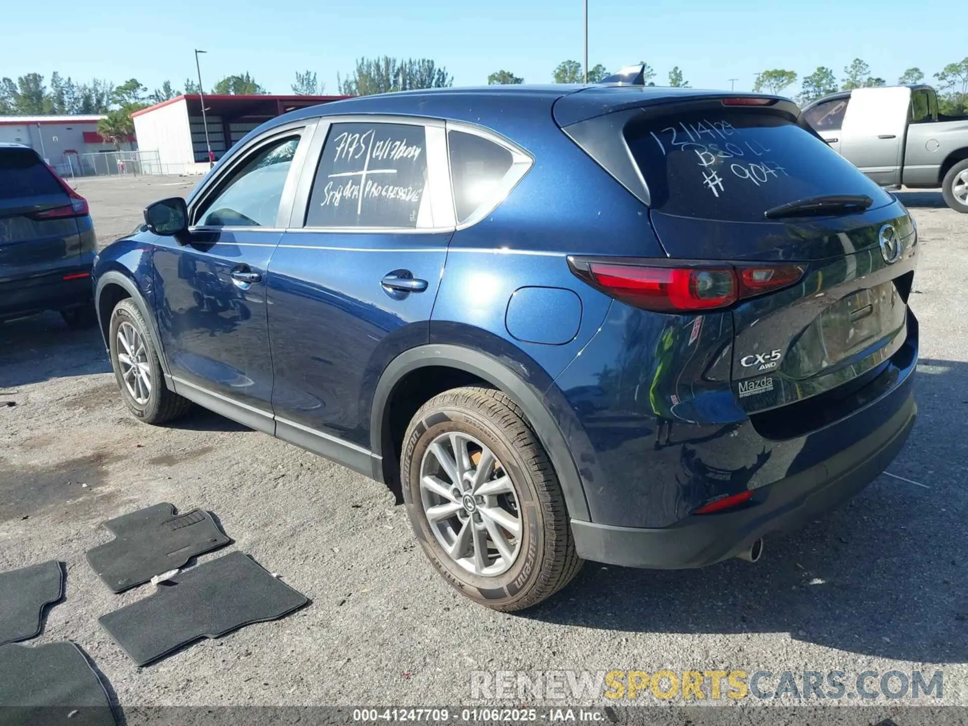 3 fotografías del automóvil dañado JM3KFBCM7N0619047 MAZDA CX-5 2022
