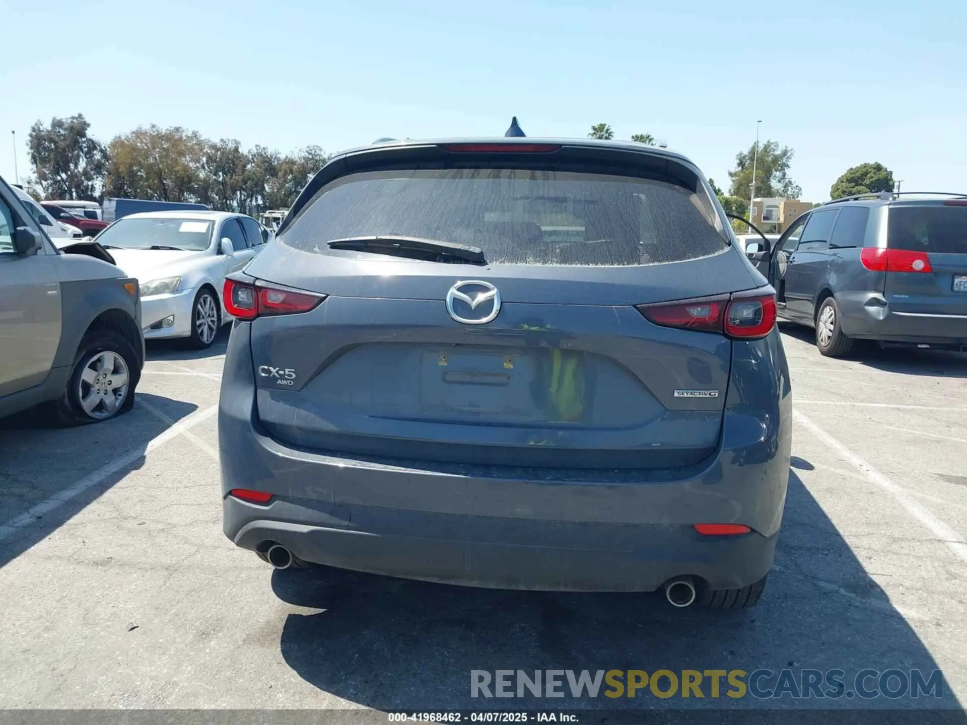 16 fotografías del automóvil dañado JM3KFBCM7N1555862 MAZDA CX-5 2022