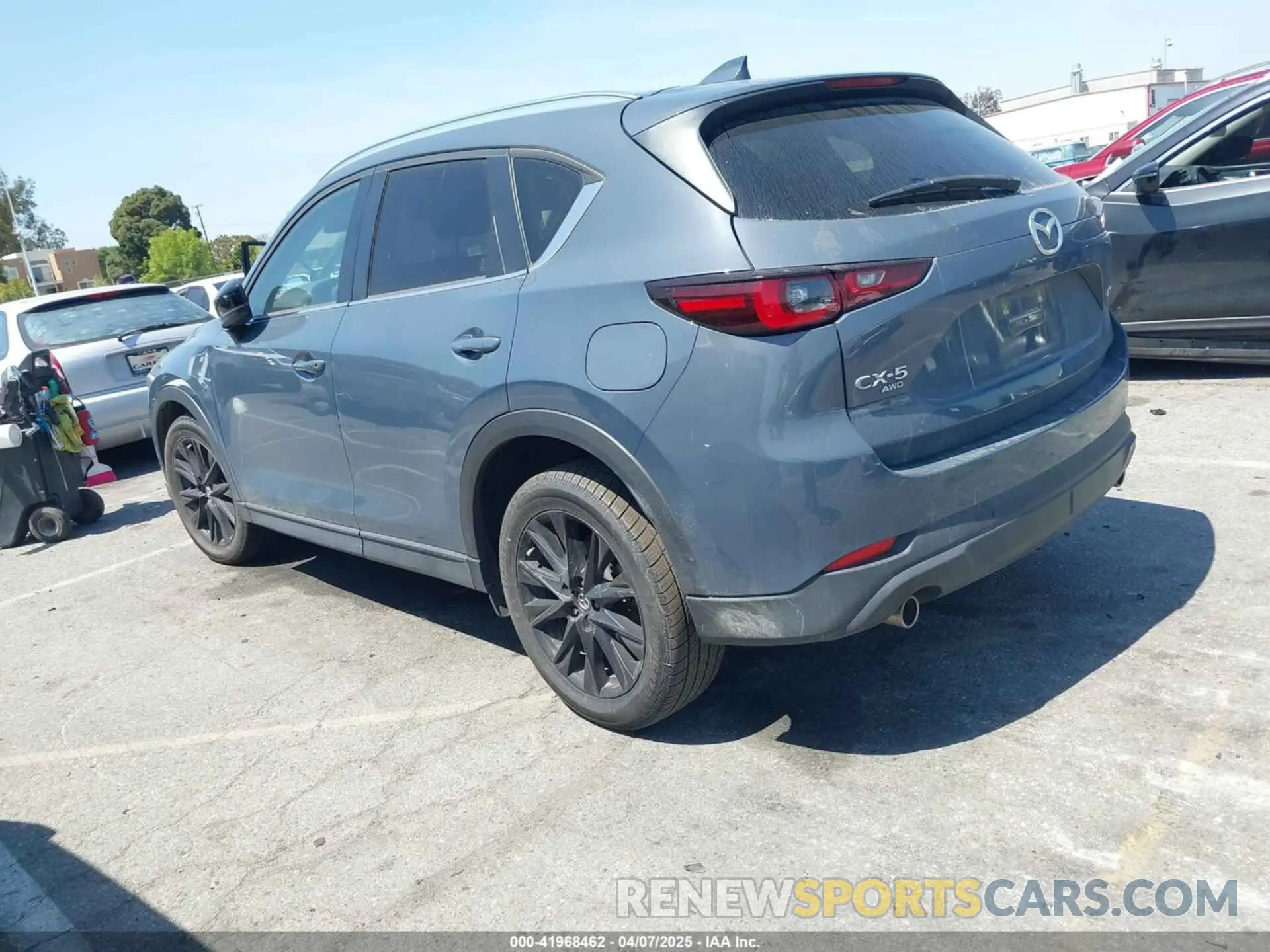 3 fotografías del automóvil dañado JM3KFBCM7N1555862 MAZDA CX-5 2022