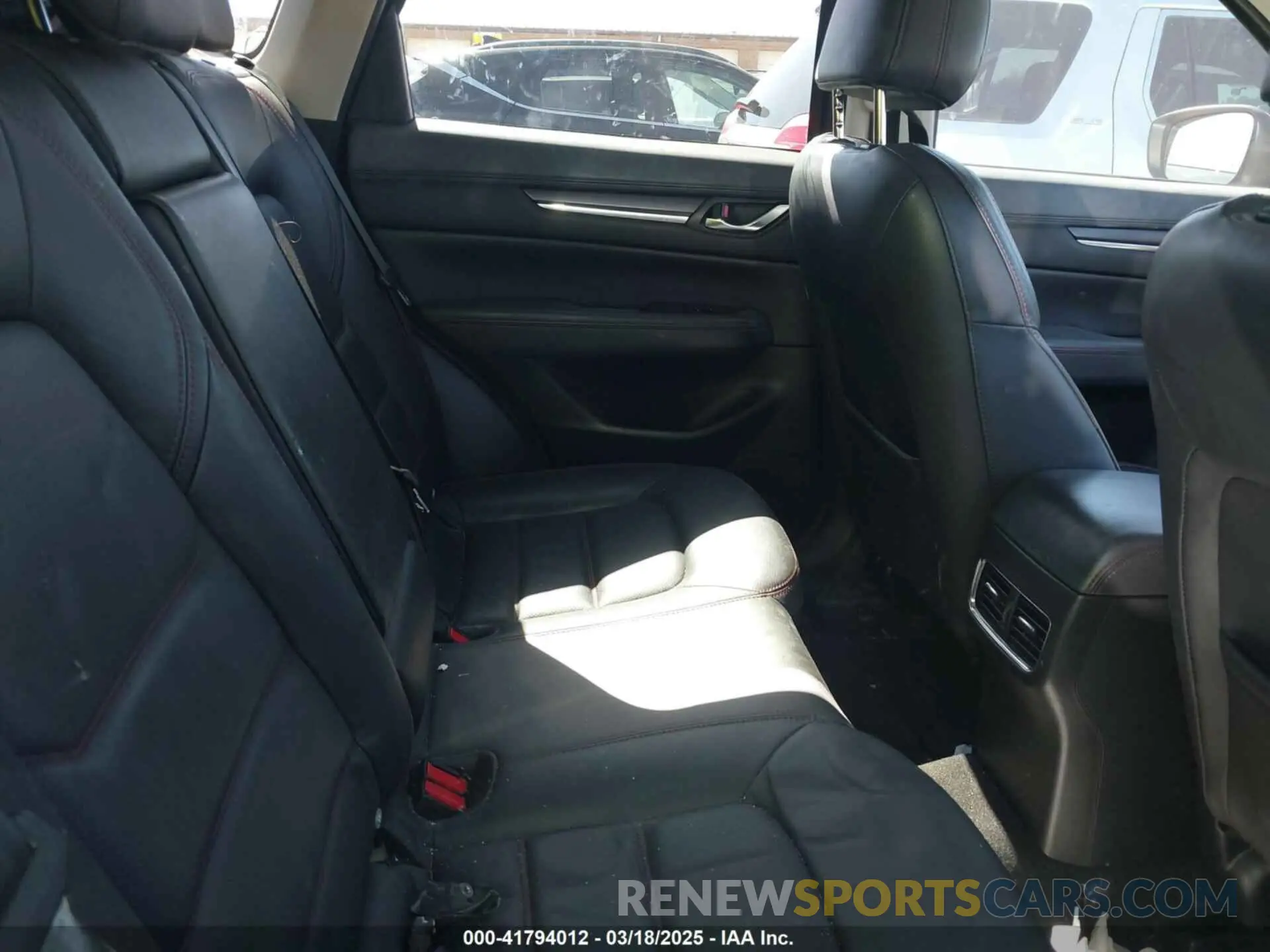 8 fotografías del automóvil dañado JM3KFBCM8N0584325 MAZDA CX-5 2022