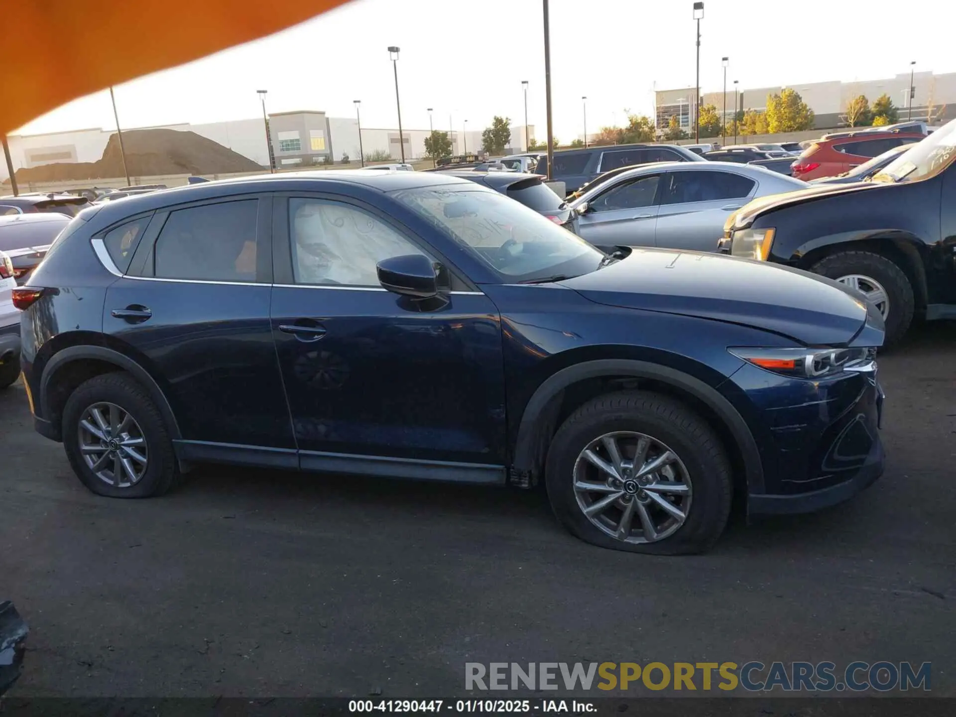 13 fotografías del automóvil dañado JM3KFBCM9N1609405 MAZDA CX-5 2022
