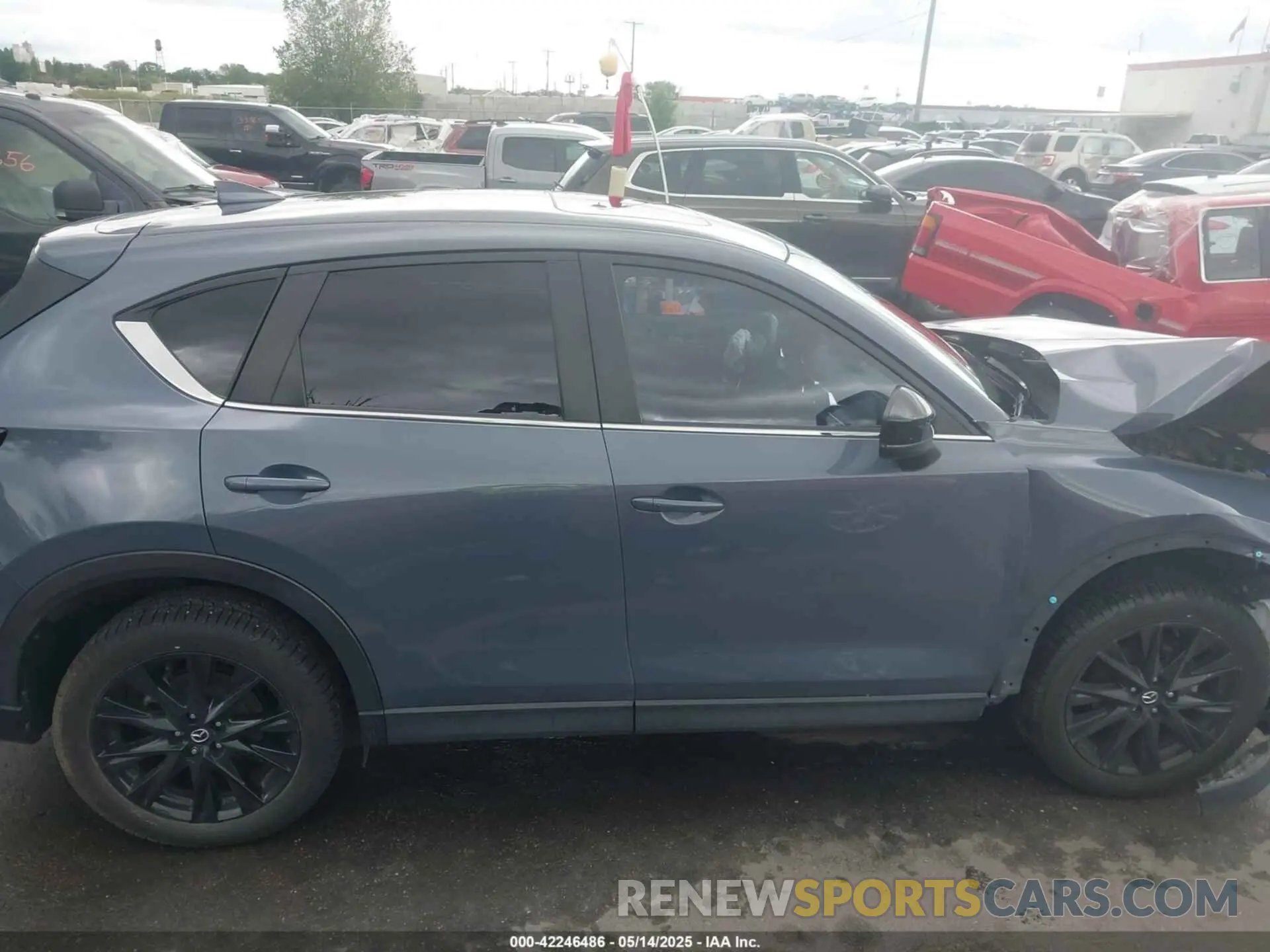14 fotografías del automóvil dañado JM3KFBCM9N1633932 MAZDA CX-5 2022