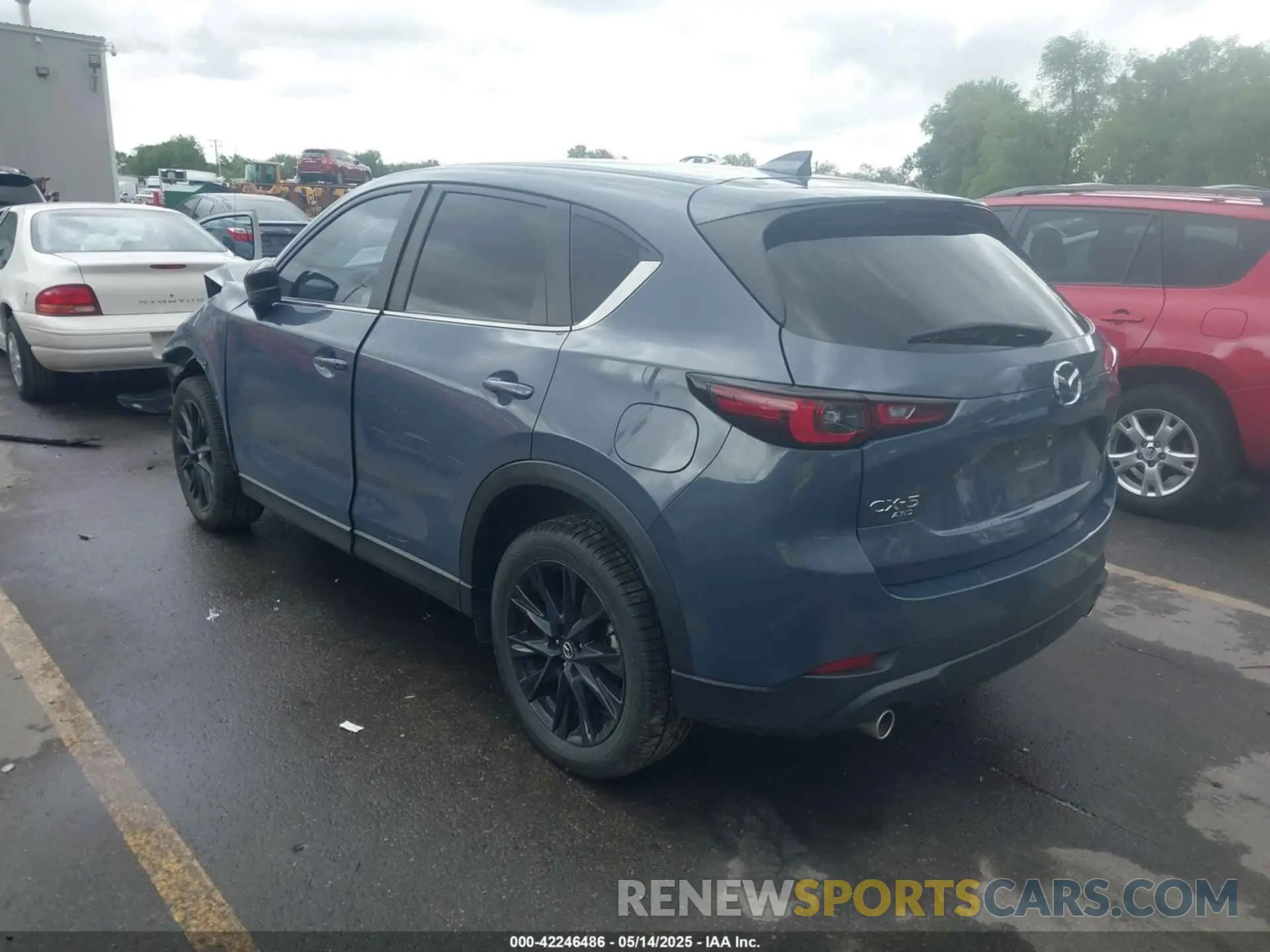 3 fotografías del automóvil dañado JM3KFBCM9N1633932 MAZDA CX-5 2022