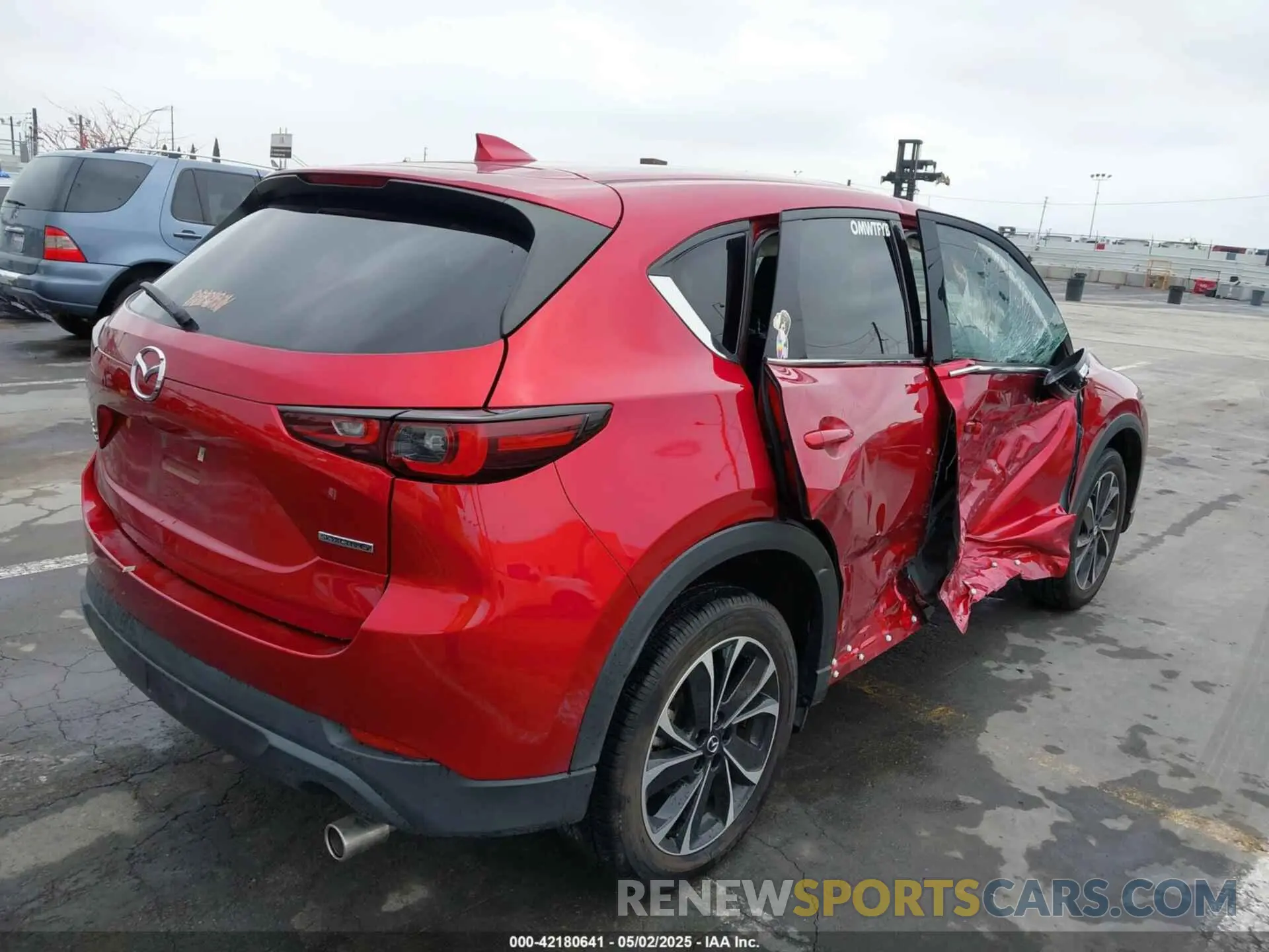 4 fotografías del automóvil dañado JM3KFBDM1N0644377 MAZDA CX-5 2022